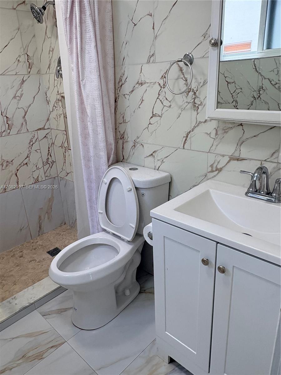 1125 SE 9th Ave # 2 — Photo 4