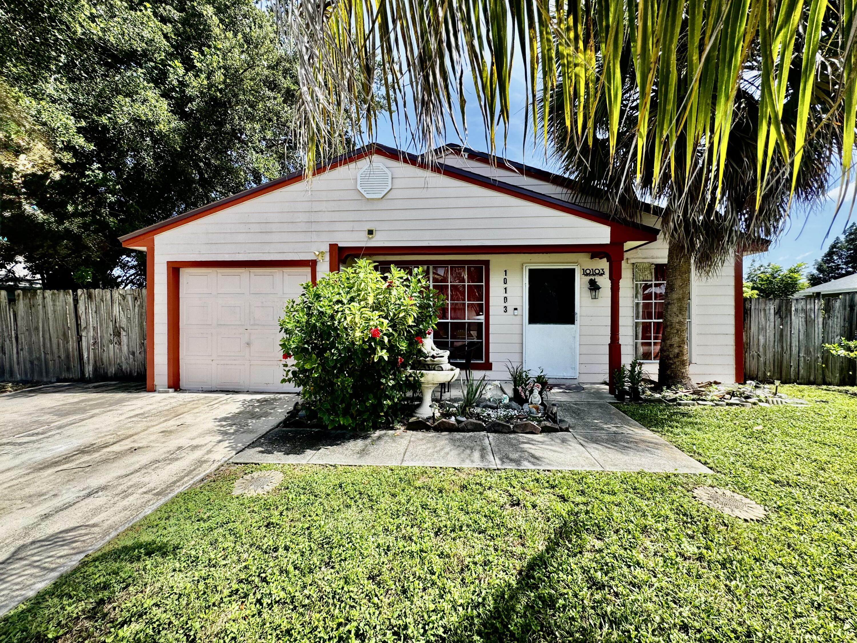 10103 PINAFORE Lane, Royal Palm Beach FL 33411