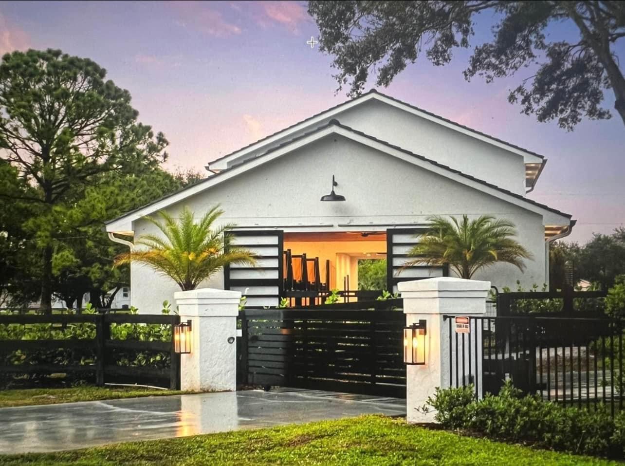 14322 Drafthorse Lane, Wellington FL 33414