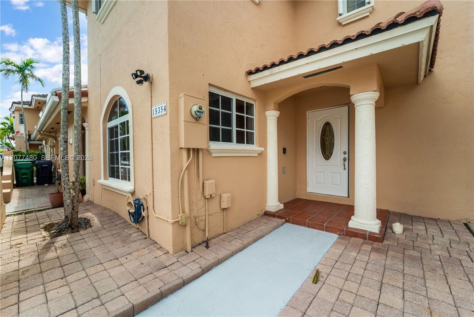 15354 SW 36th Ter — Photo 2
