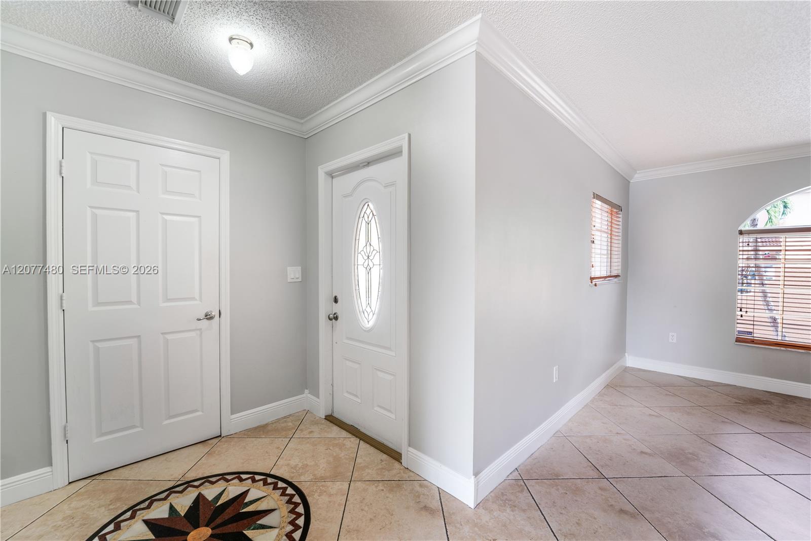 15354 SW 36th Ter — Photo 3