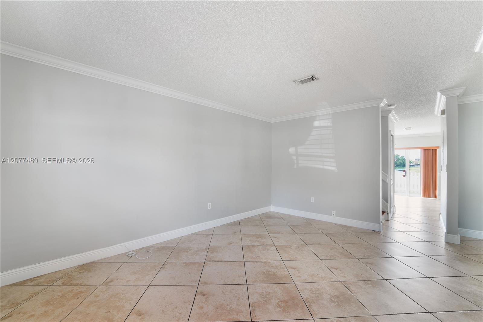 15354 SW 36th Ter — Photo 5