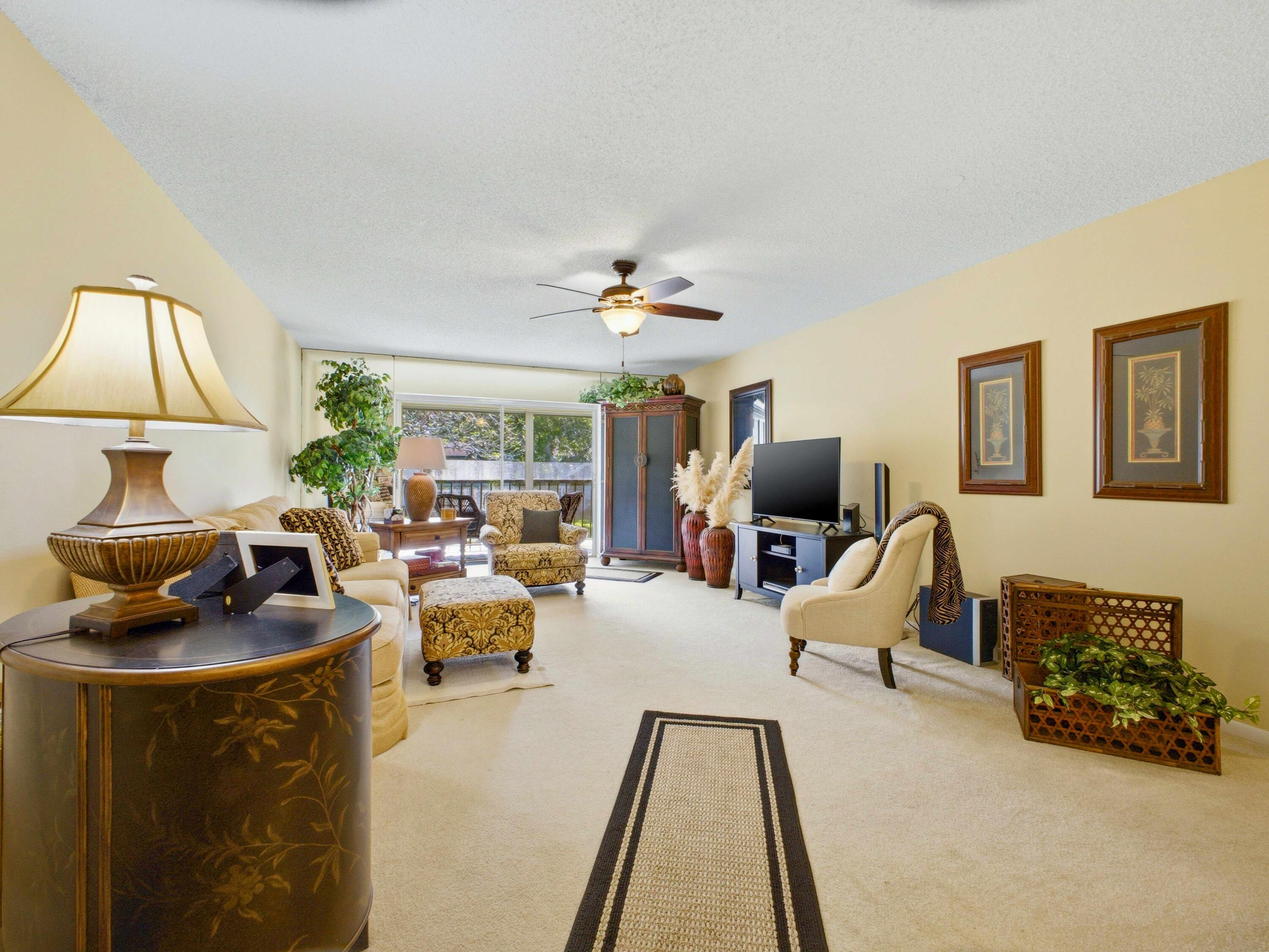 6625 S Oriole Boulevard # 2040, Delray Beach FL 33446