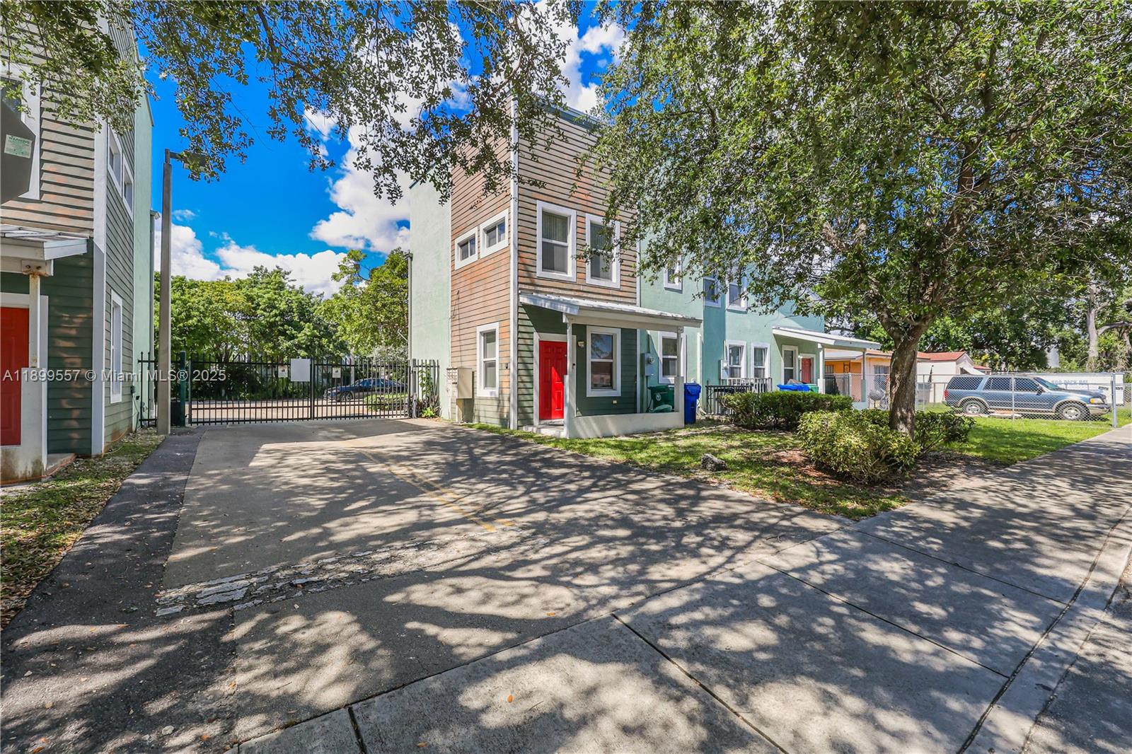 6960 NW 4th Ave # 3, Miami FL 33150