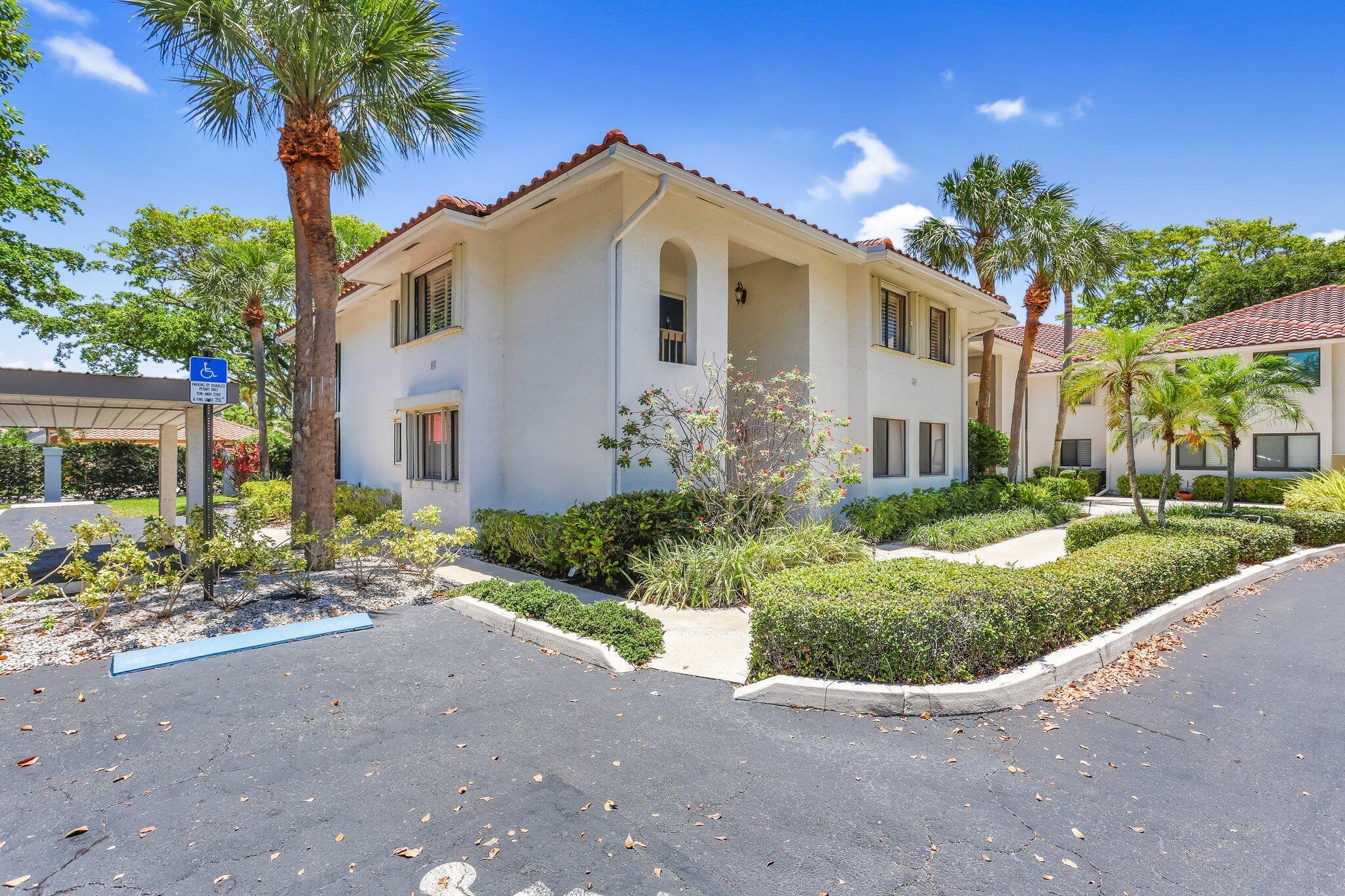 60 Pelican Pointe Drive # 201 — Photo 4