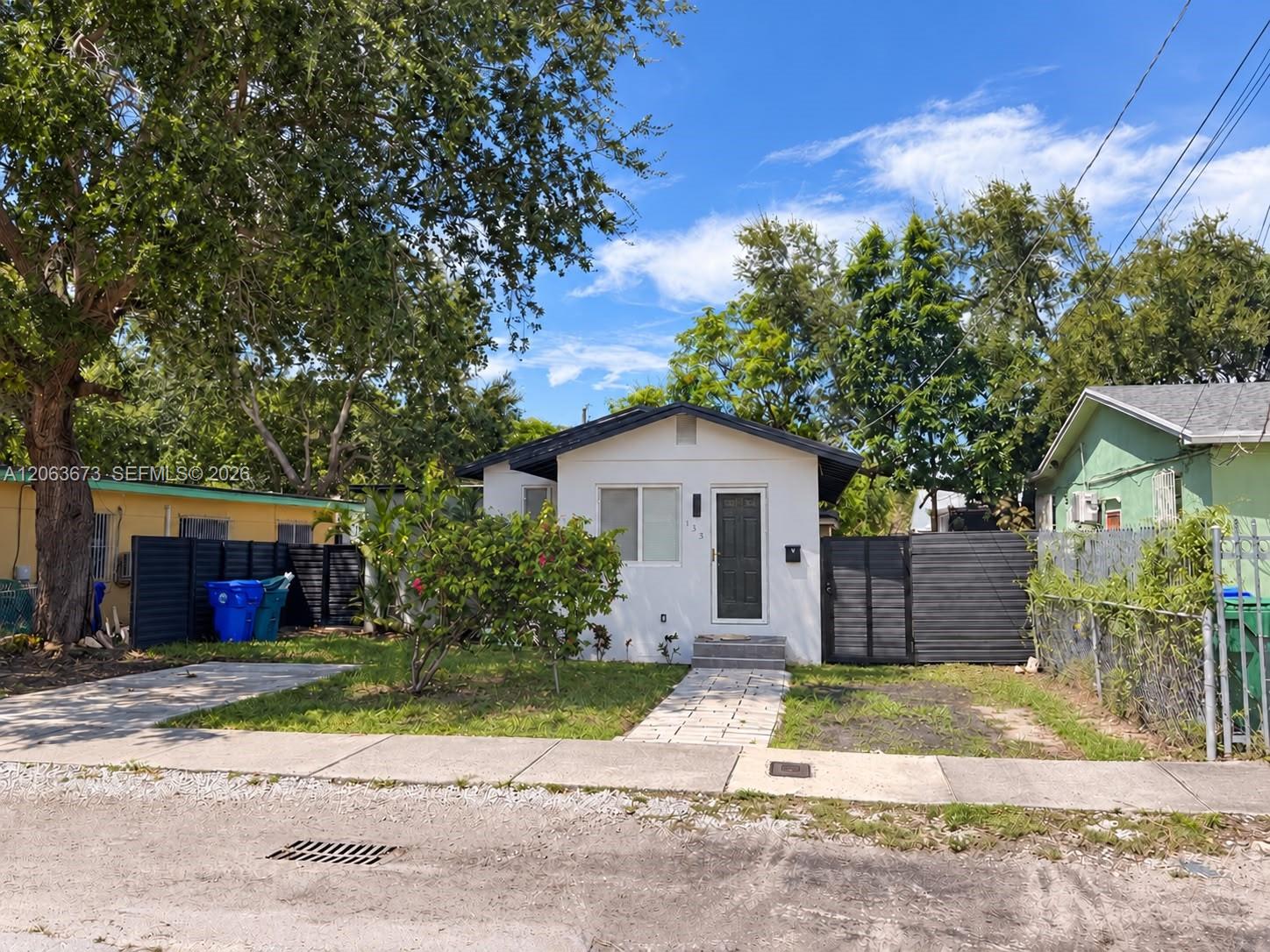 135 NW 68th St, Miami FL 33150