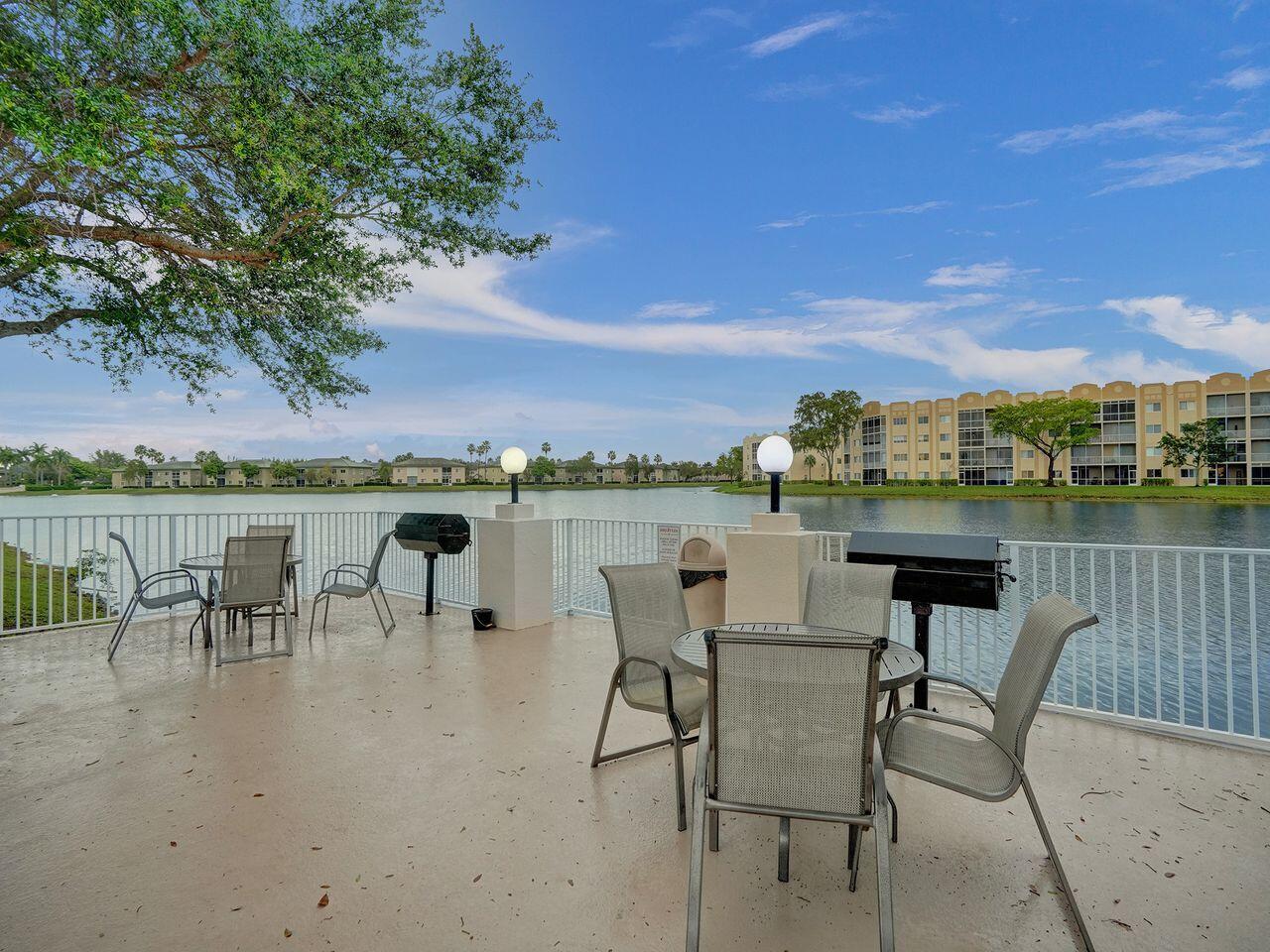 7411 GRANVILLE Drive # 106 — Photo 4