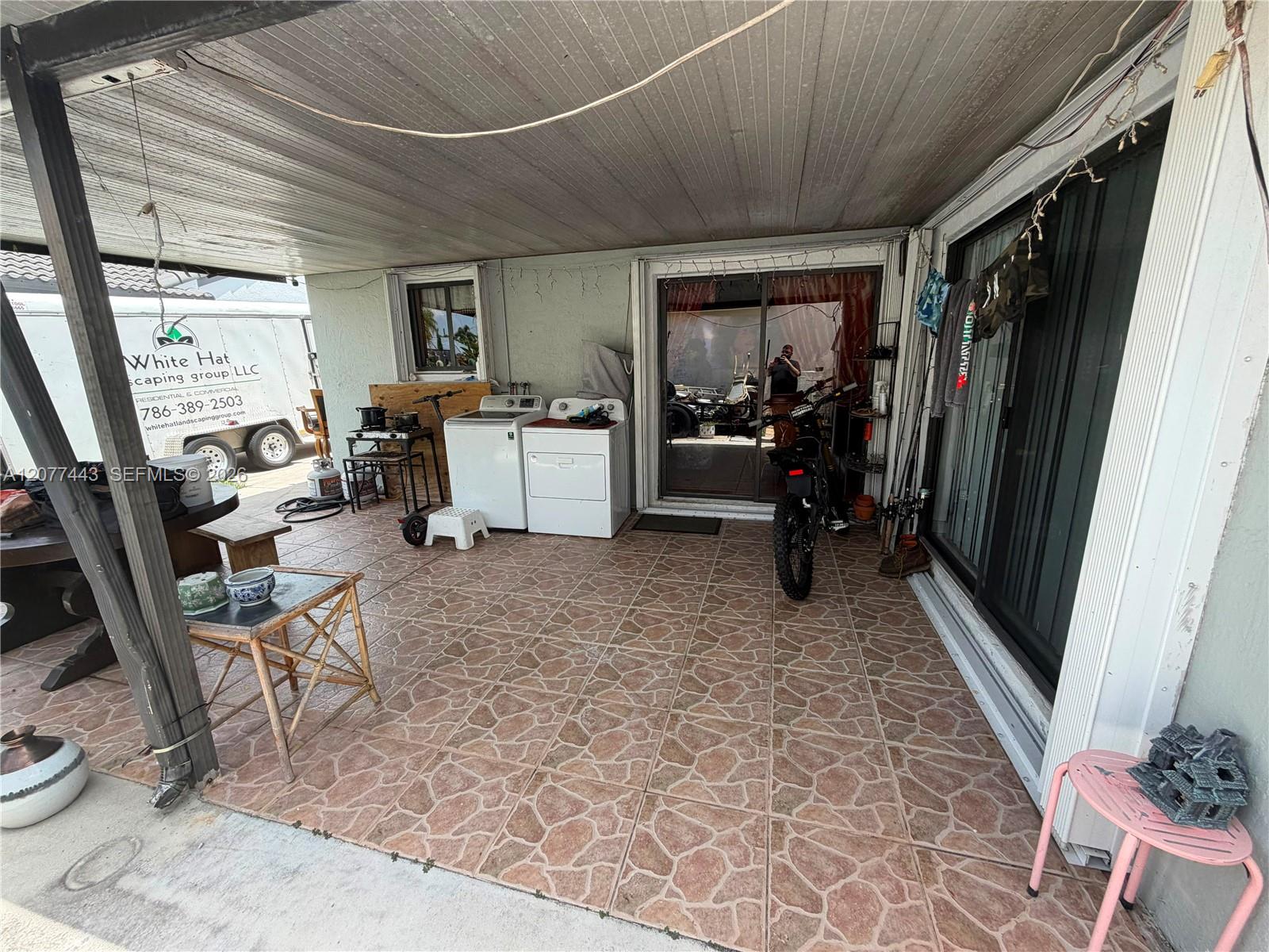 18230 SW 142nd Pl — Photo 4