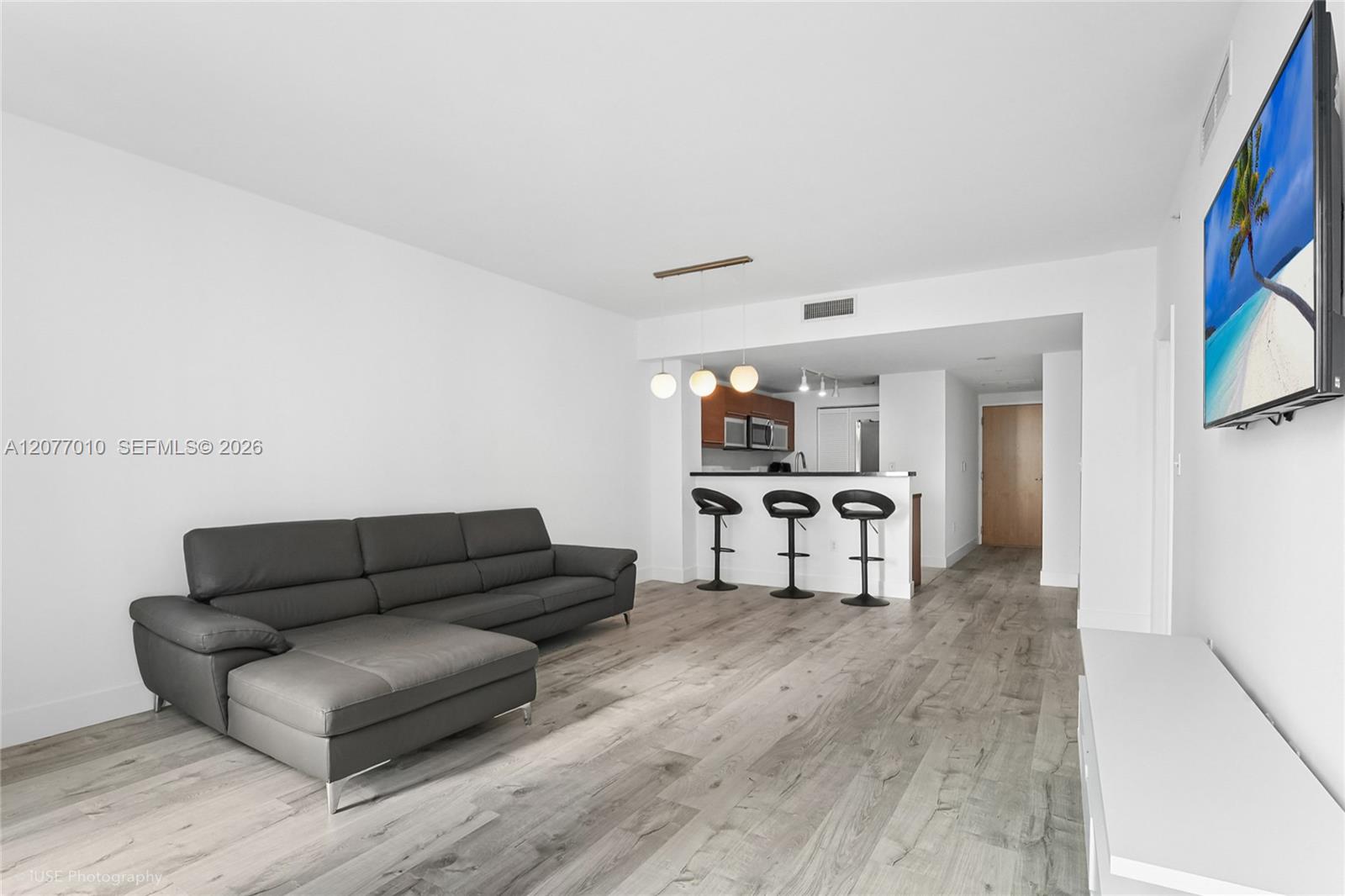 253 NE 2nd St # 2104 — Photo 2