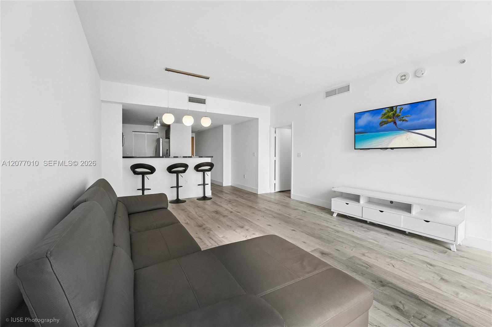 253 NE 2nd St # 2104 — Photo 3