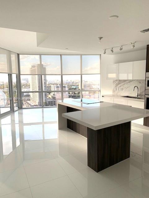 851 NE 1st Ave # 2110, Miami FL 33132