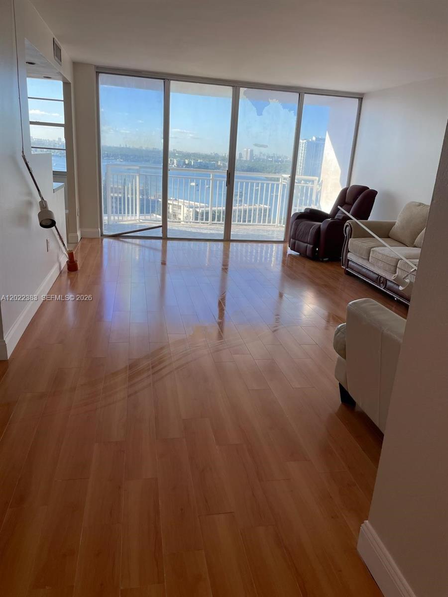 18021 Biscayne Blvd # 1701, Aventura FL 33160
