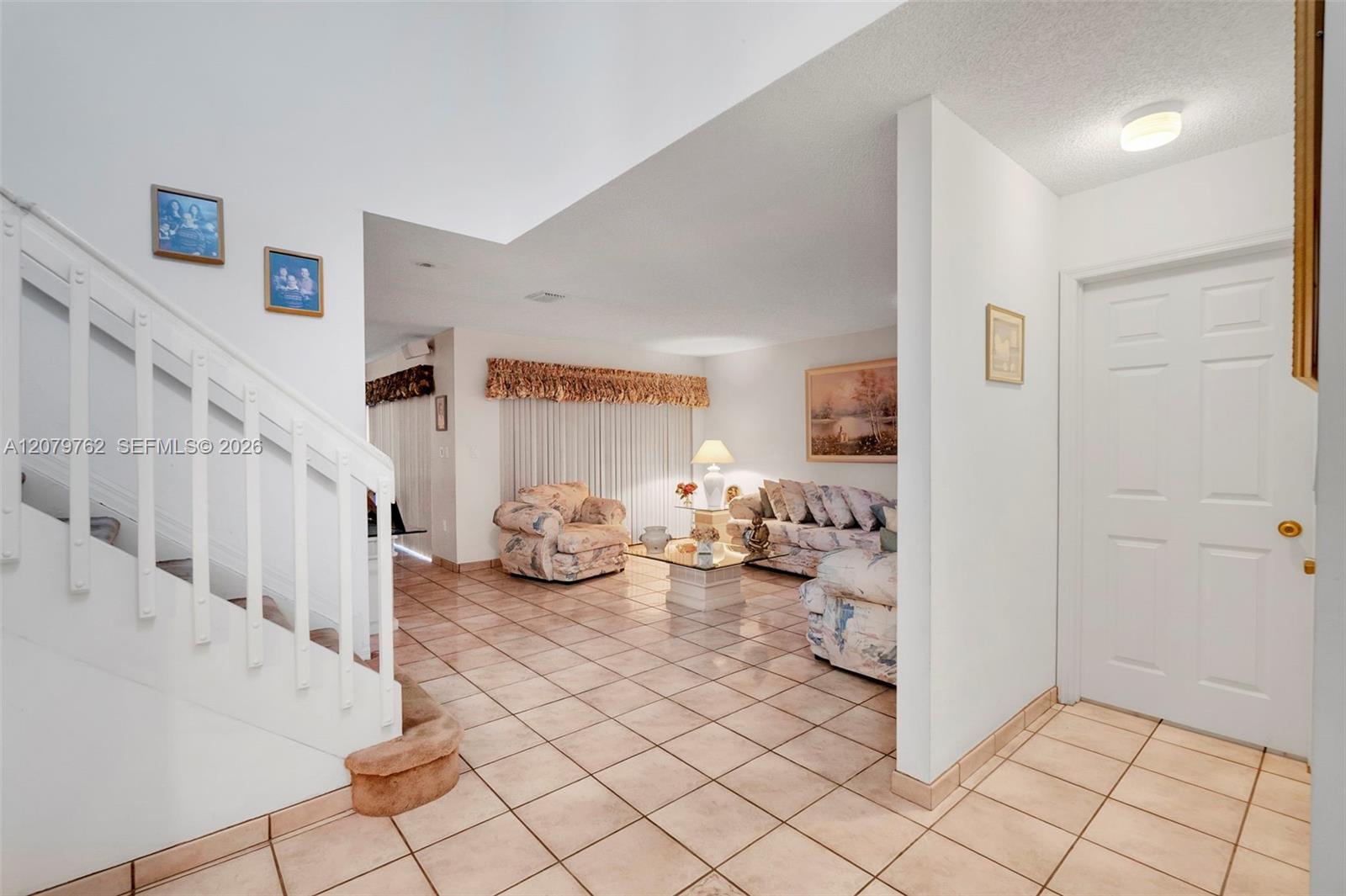 8554 SW 163rd Pl — Photo 2