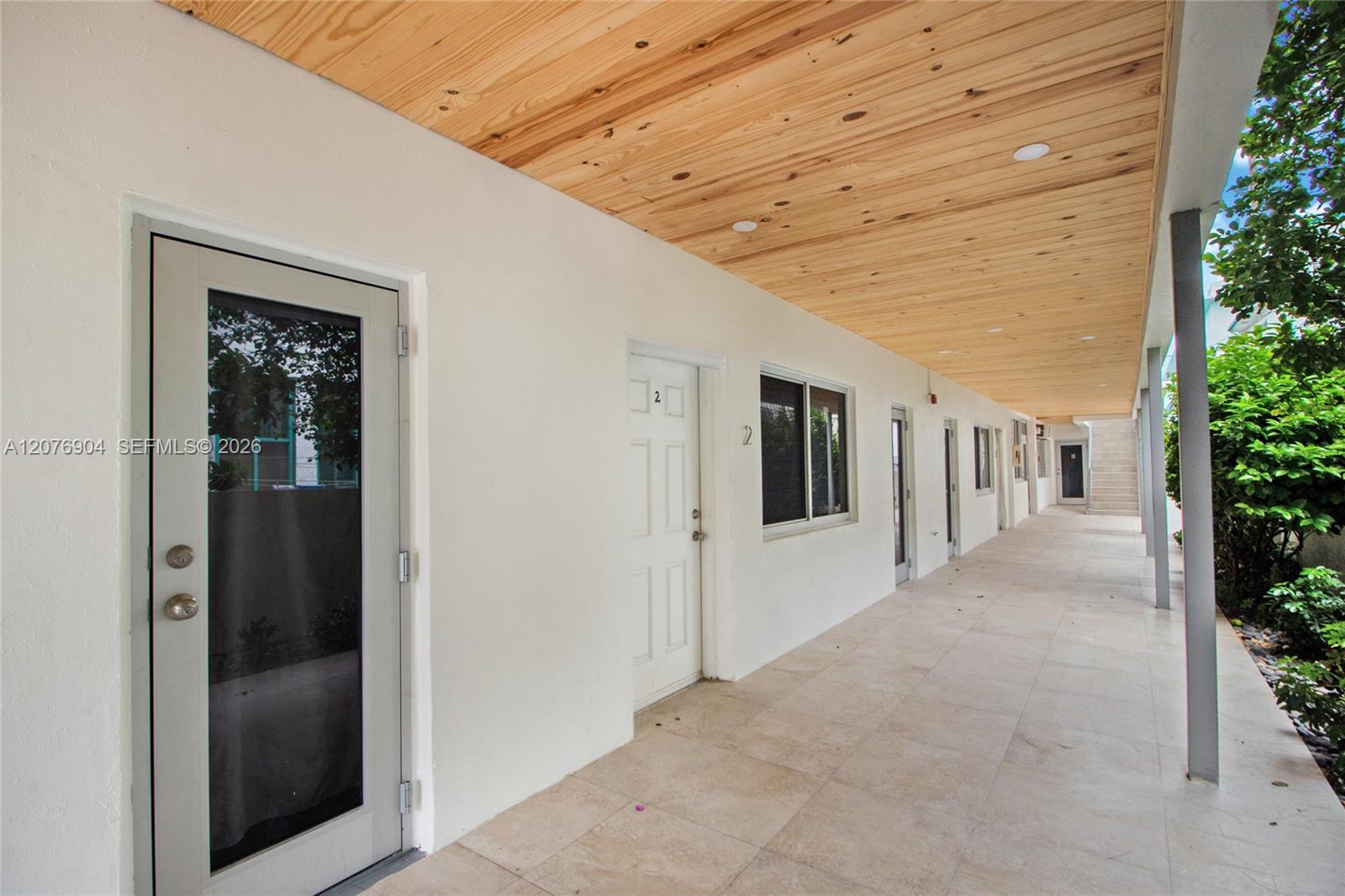 1011 Euclid Ave # 5 — Photo 2