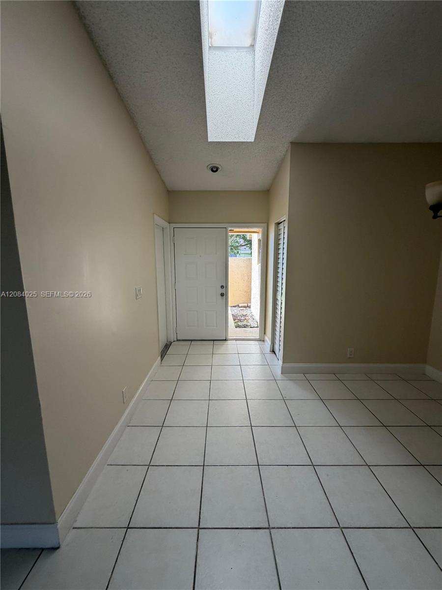 10857 NW 32nd Pl # 0 — Photo 3