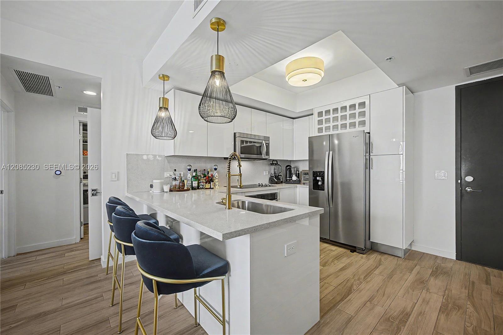 999 SW 1st Ave # 2407 — Photo 3