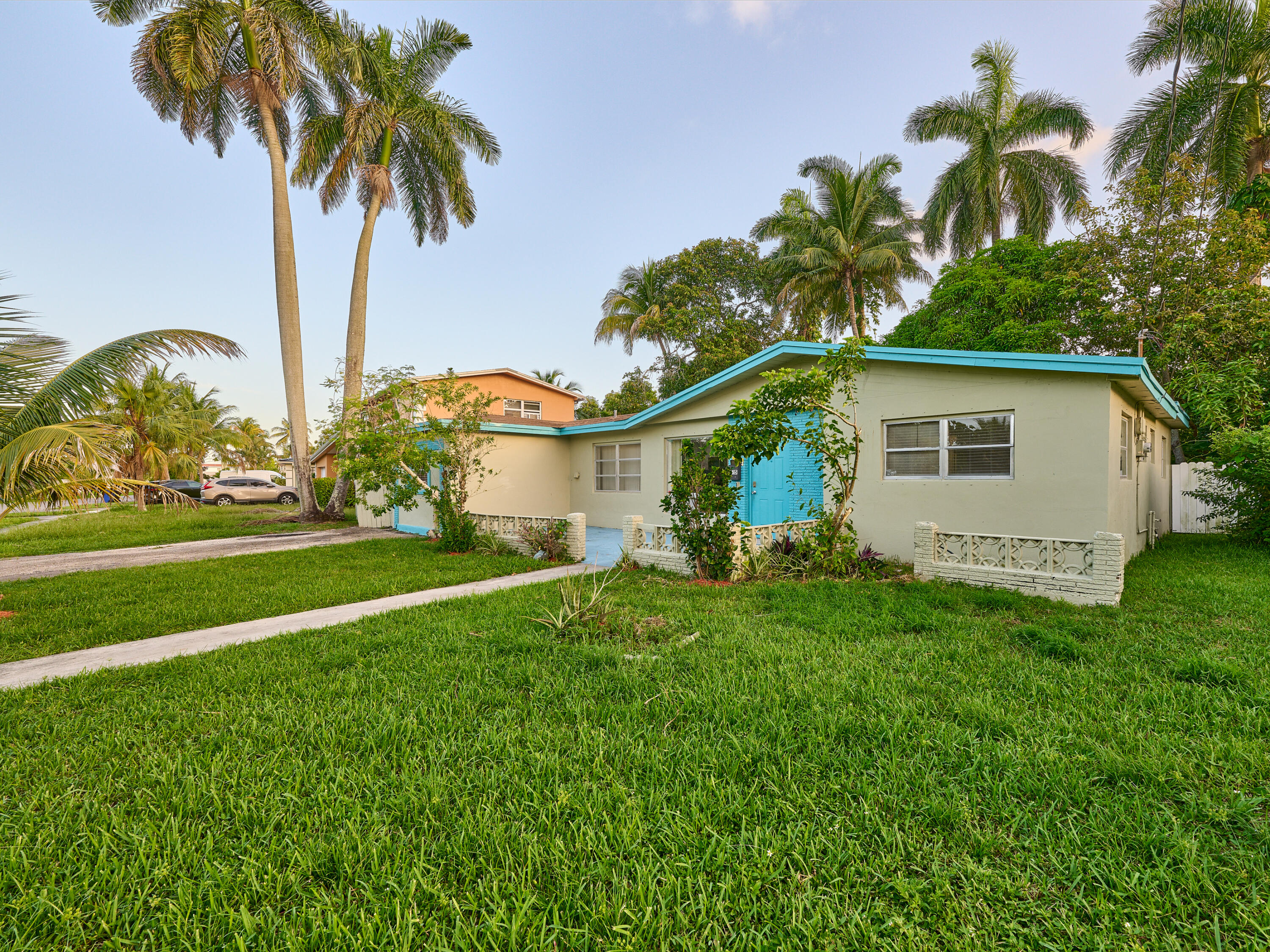 3515 NW 40th Street — Photo 3