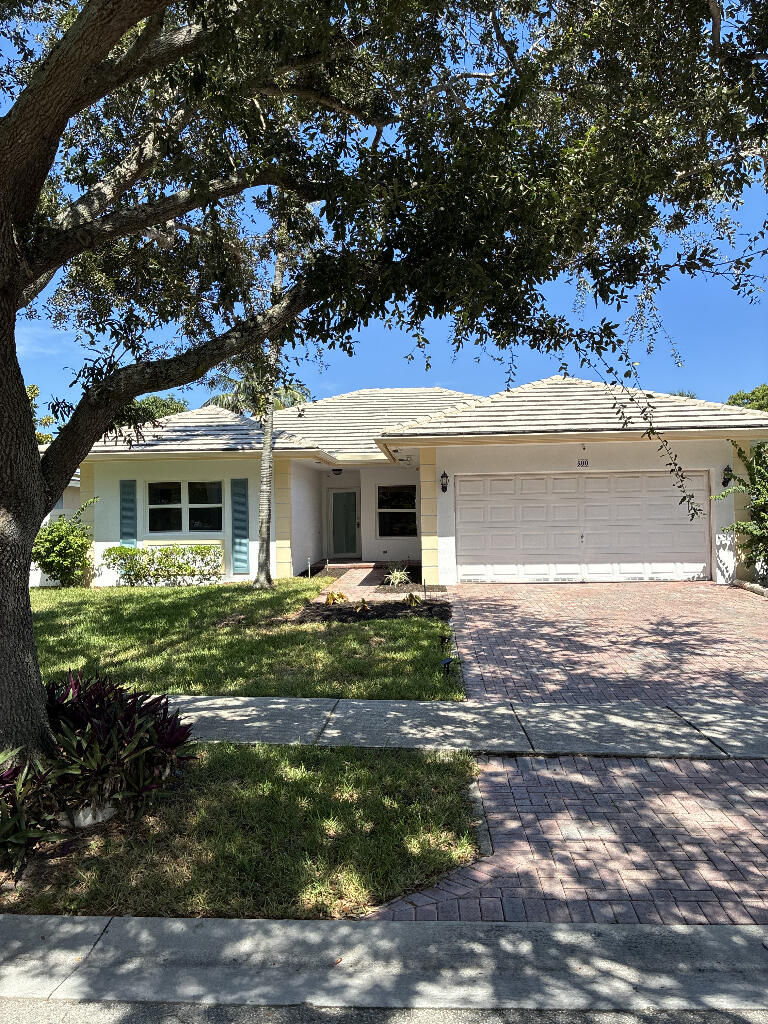 300 NW 17TH Avenue, Pompano Beach FL 33069
