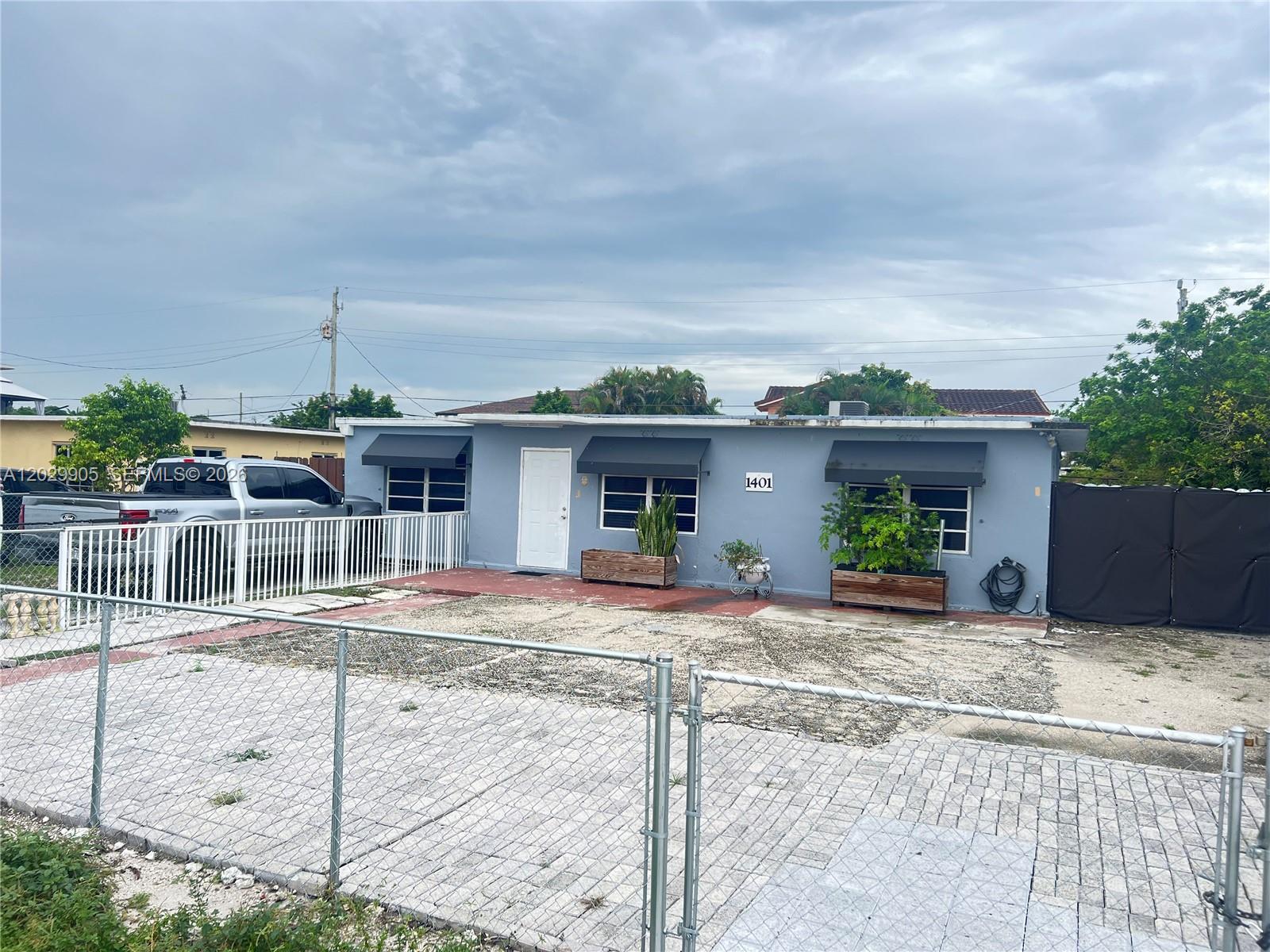 1401 E 8th Ave, Hialeah FL 33010