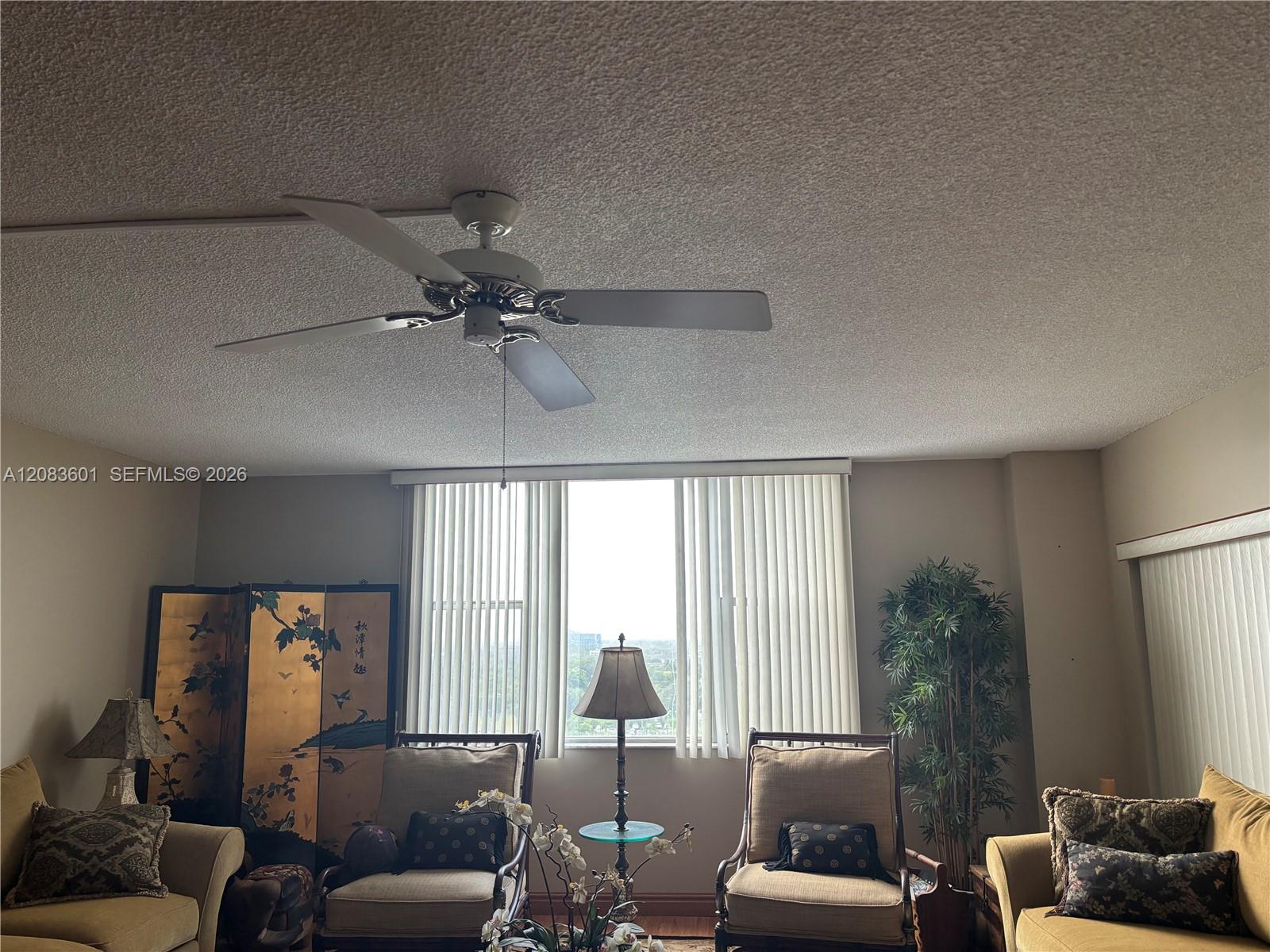3800 Hillcrest Dr # 1011 — Photo 5