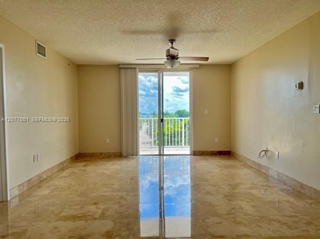 1555 N Treasure Dr # 412 — Photo 2