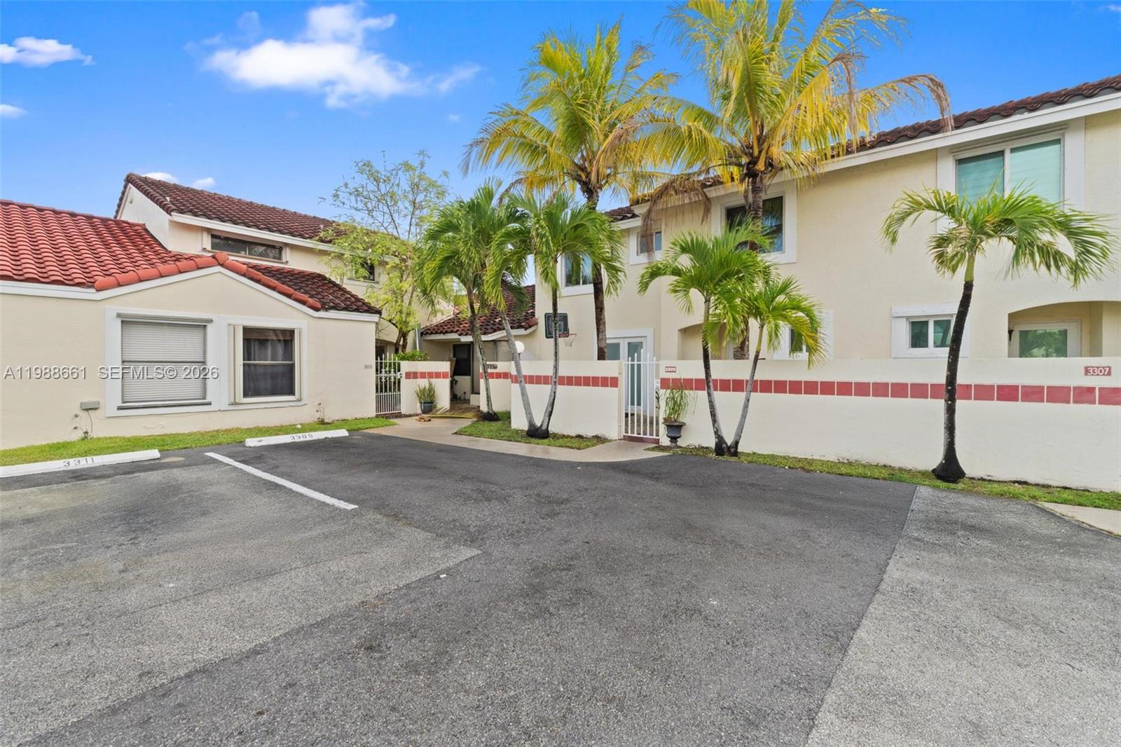 3309 San Remo Cir, Homestead FL 33035