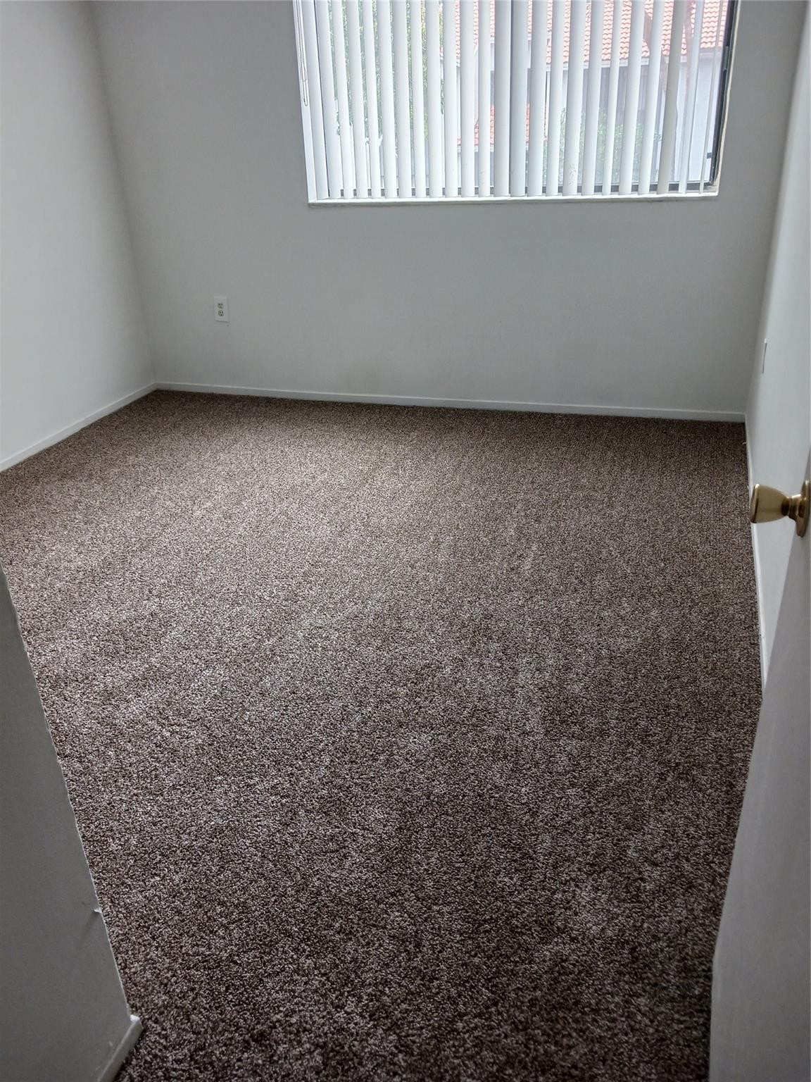 8307 Coral Lake Manor # 8307 — Photo 2