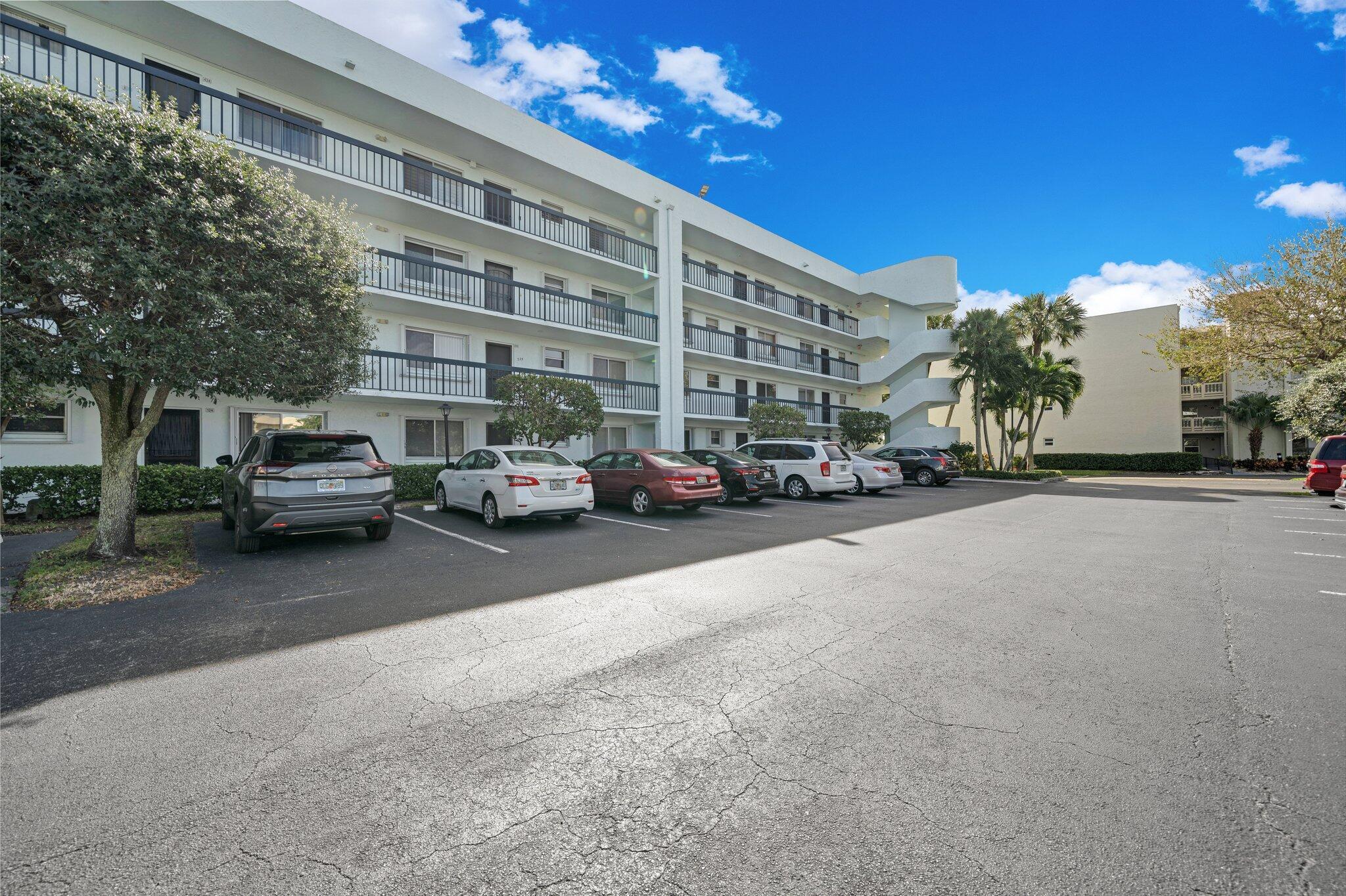 6698 10th Avenue N # 327, Lake Worth FL 33467