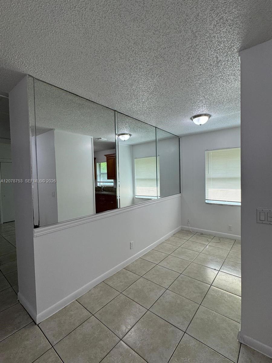 1746 N 3rd Ave N # 2 — Photo 5