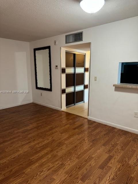 12590 NE 16th Ave # 401 — Photo 3