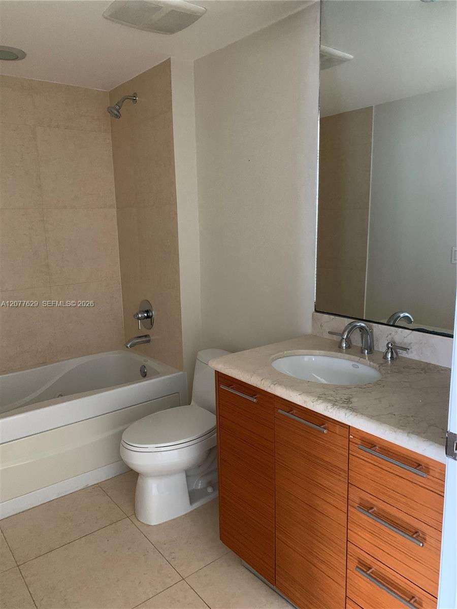 50 Biscayne Blvd # 2507 — Photo 4