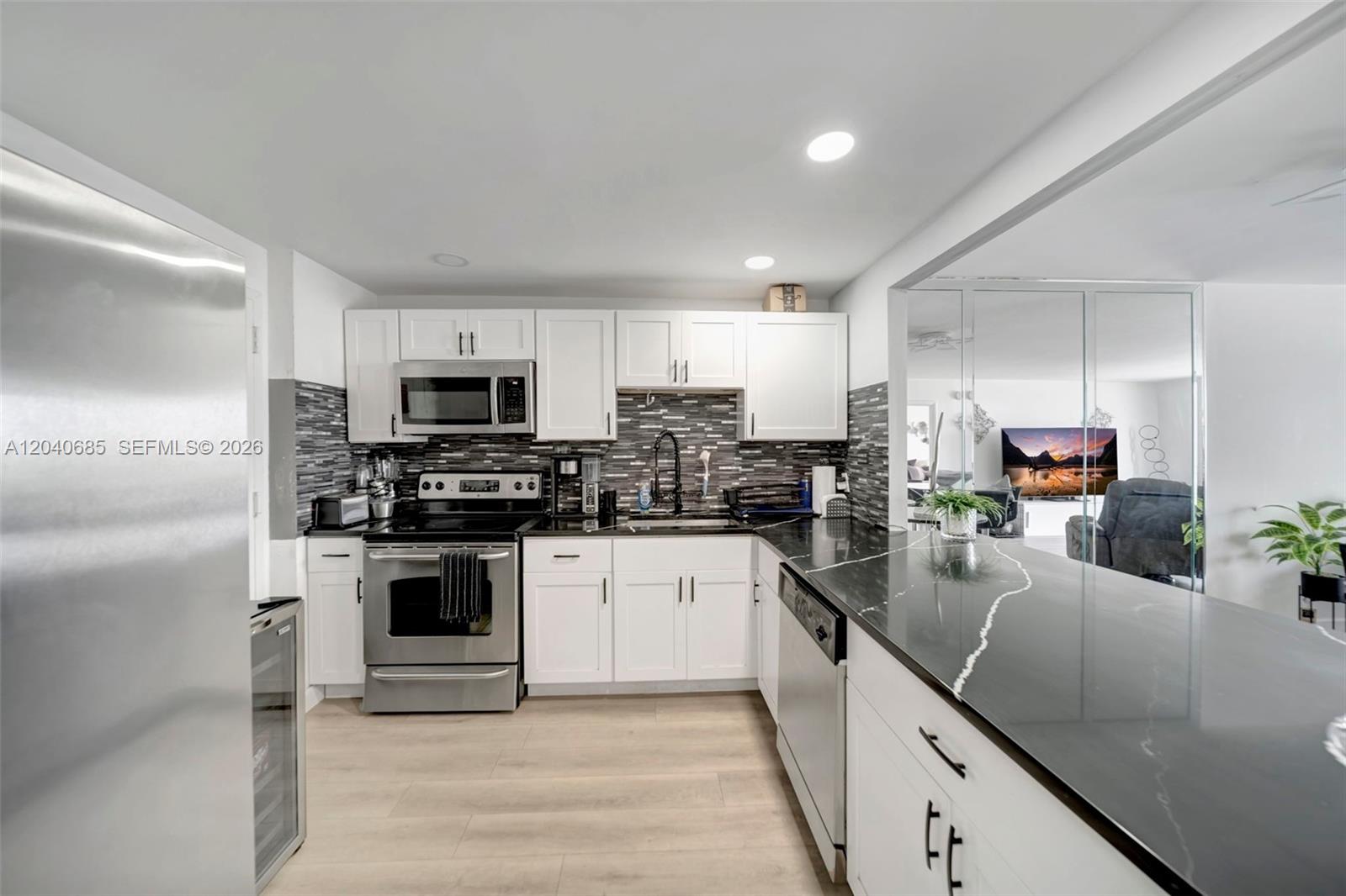 427 Golden Isles Dr # 16H — Photo 2