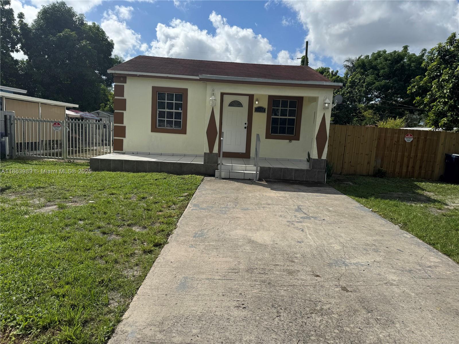 1178 NW 105th Ter, Miami FL 33150