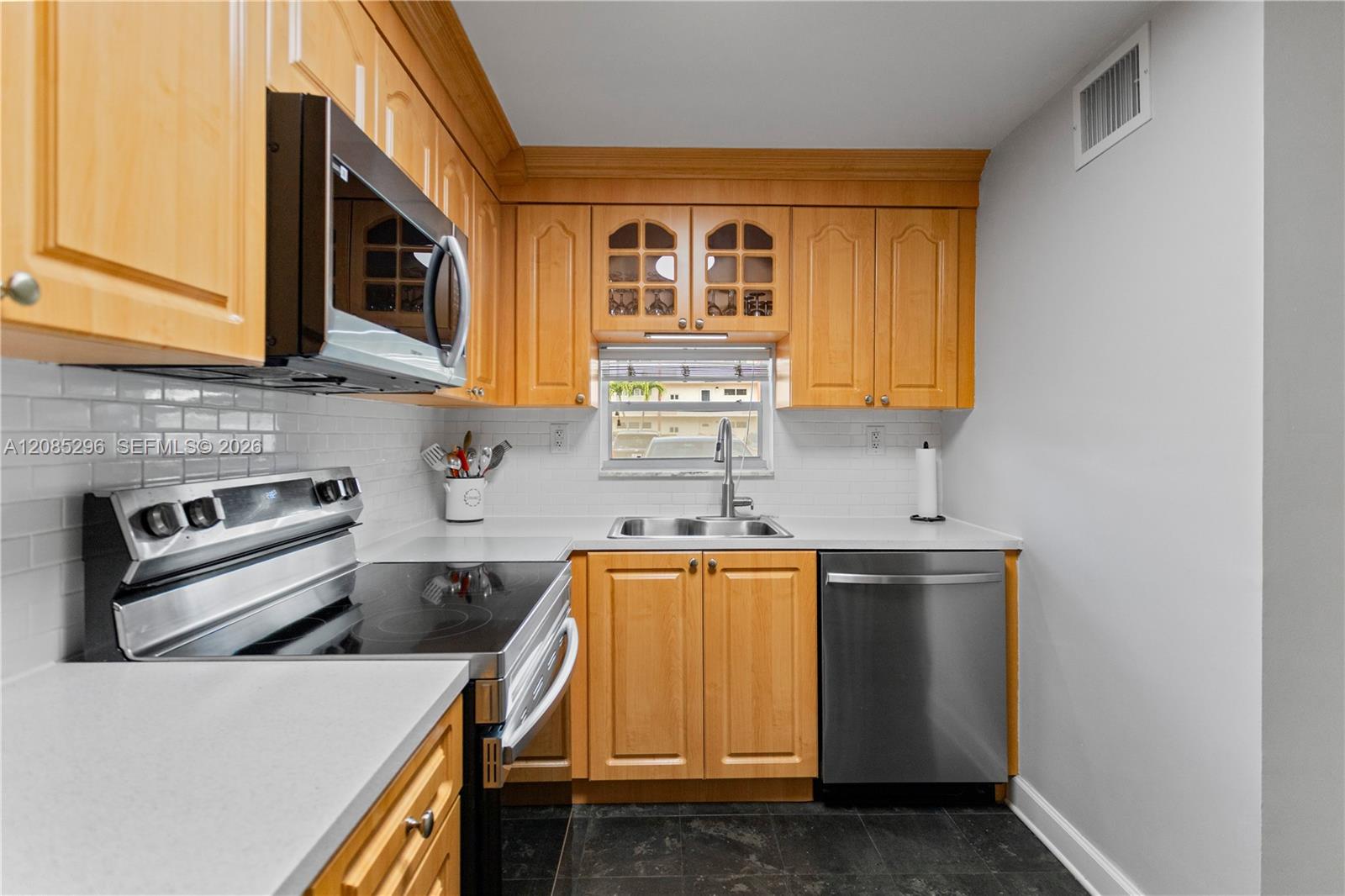 691 S Hollybrook Dr # 105 — Photo 3