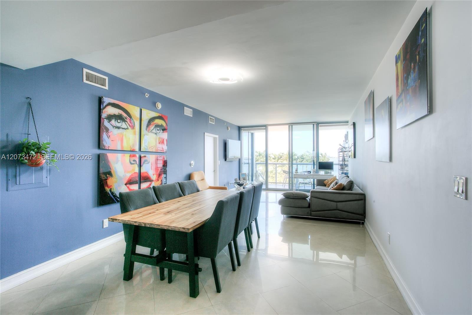 601 NE 36th St # 710 — Photo 5