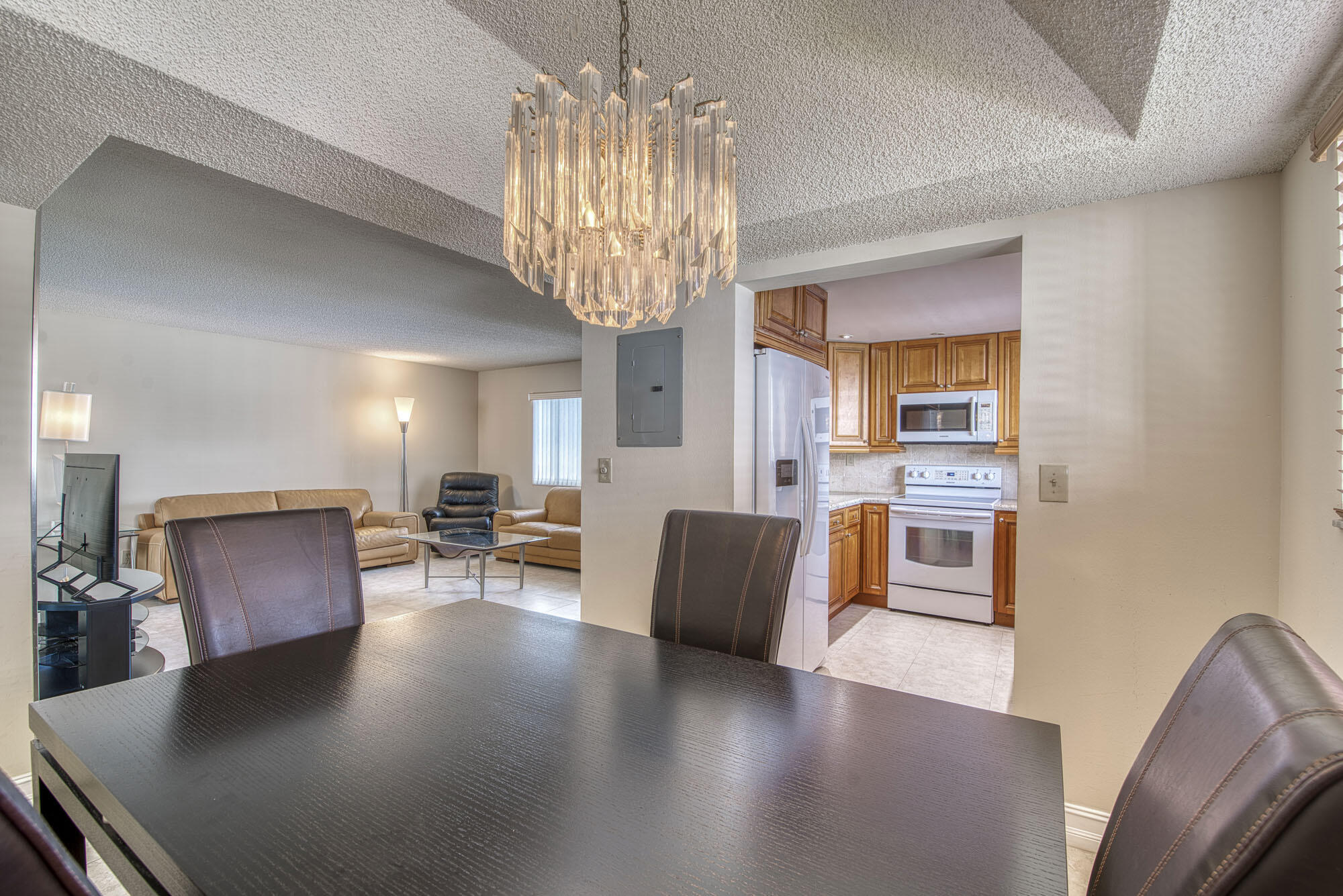 15108 Ashland Drive # 215, Delray Beach FL 33484