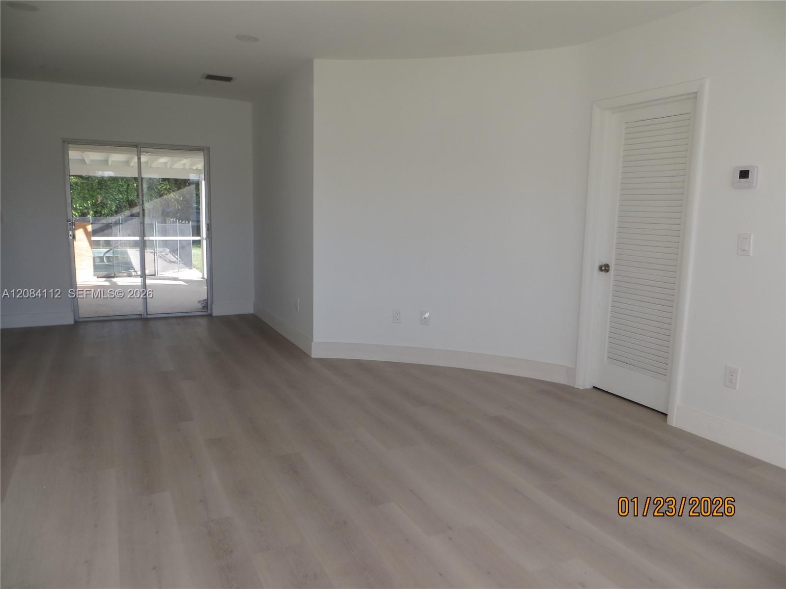 7435 SW 22nd St — Photo 3