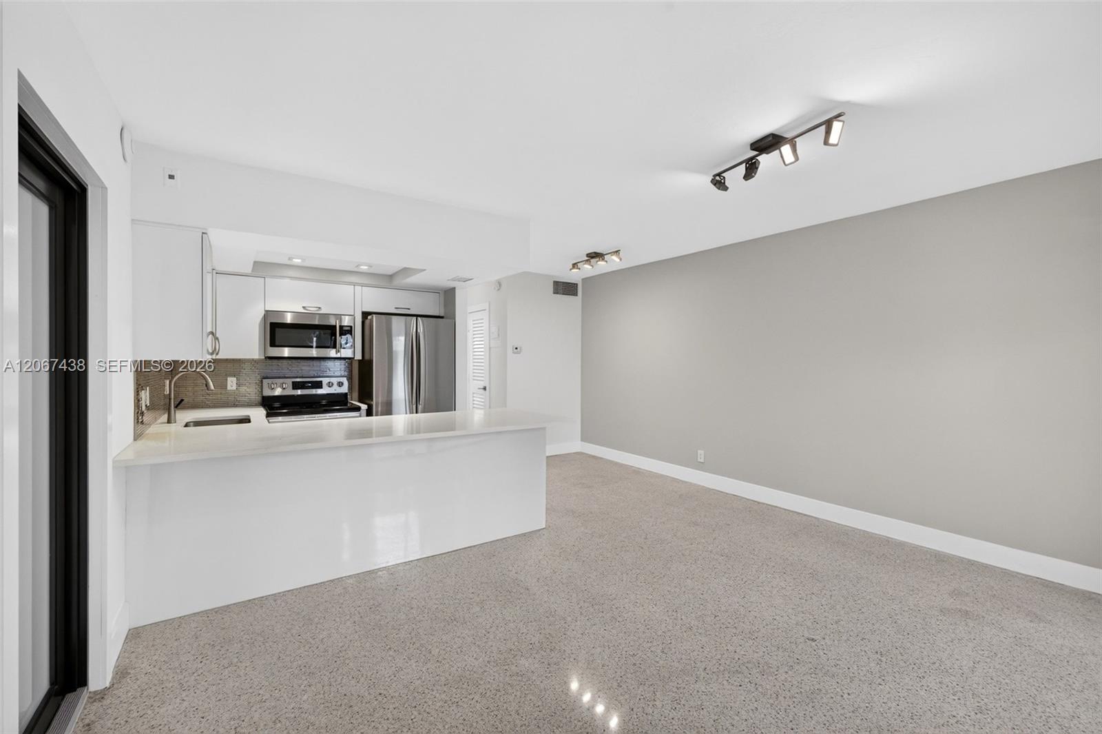 2190 NE 51st Court # 105 — Photo 4