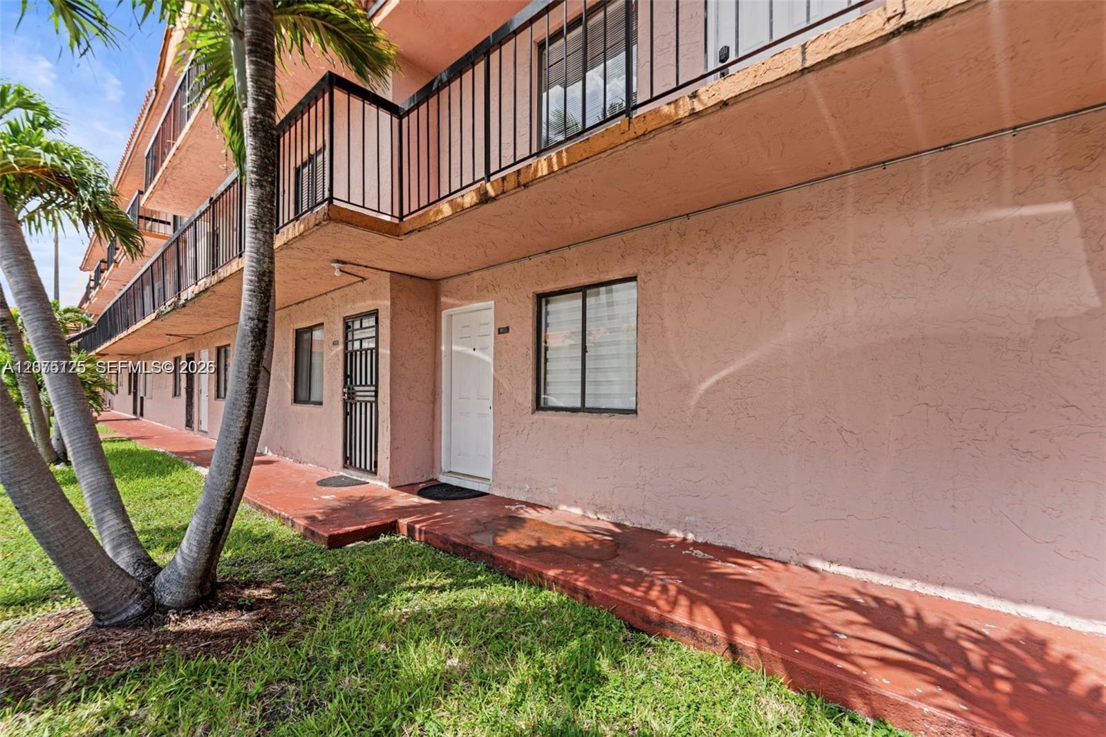 2194 W 60th St # 22212, Hialeah FL 33016