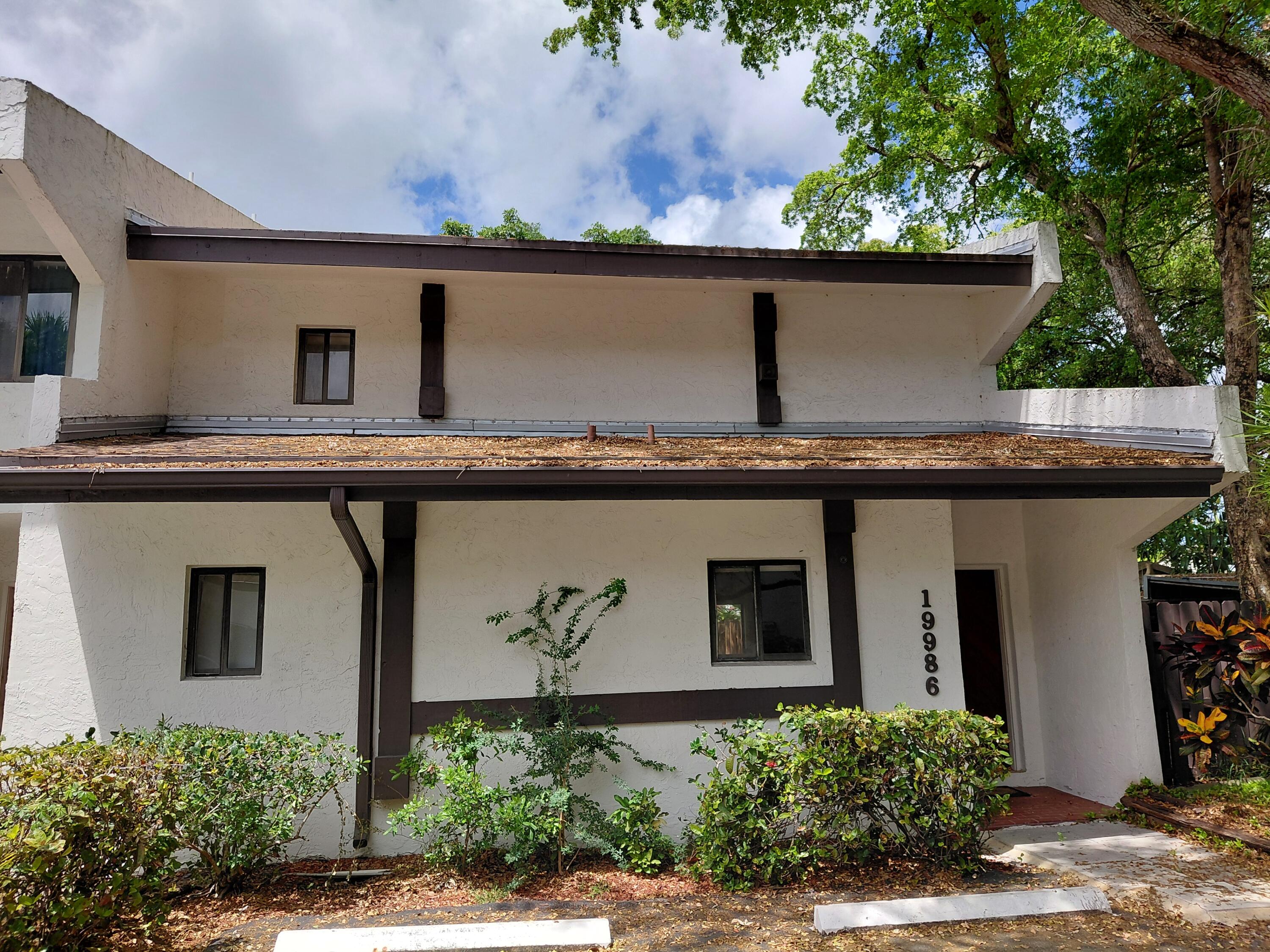 19986 NE 5th Court # 4d, Miami FL 33179