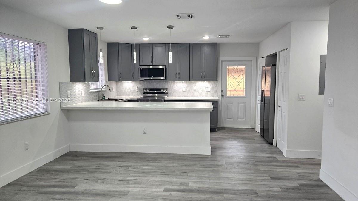 4952 NW 21st Ave # 0, Miami FL 33142