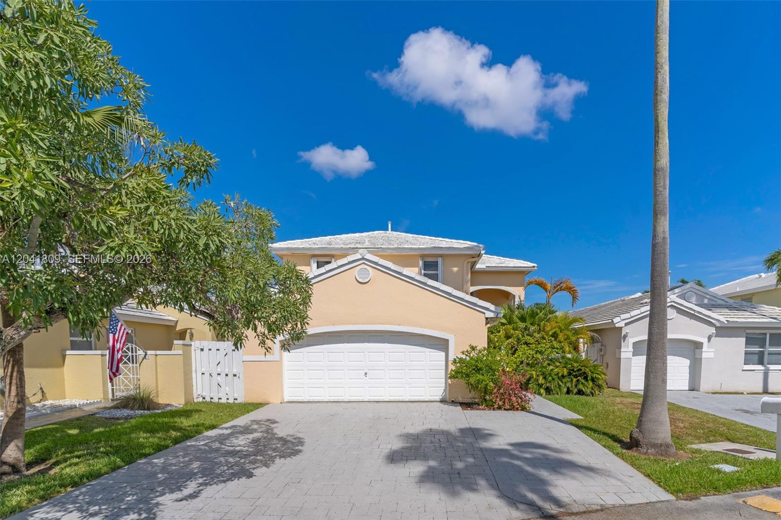 4766 SW 154th Ave, Miami FL 33185
