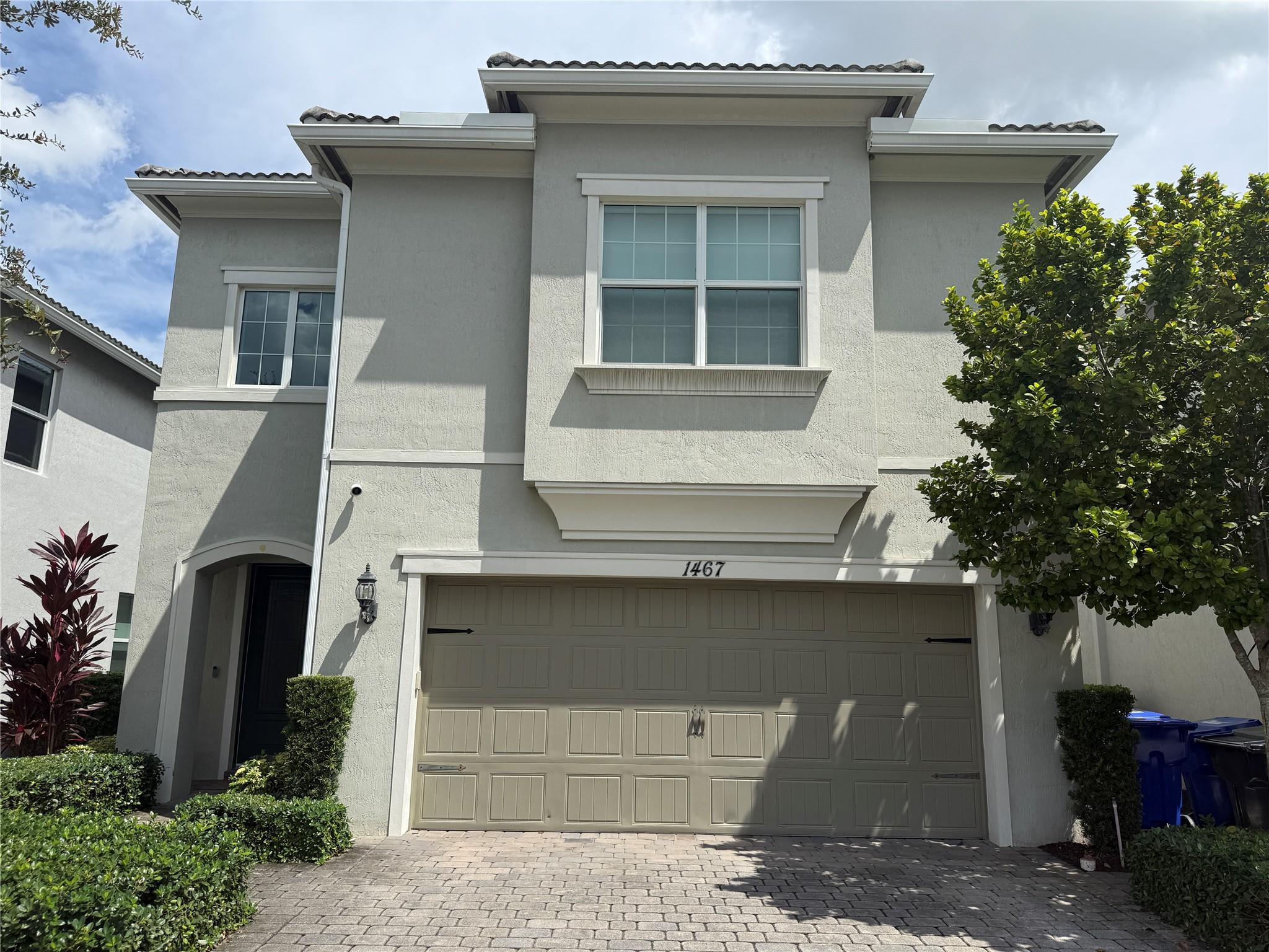 1467 Pongam Terrace, Hollywood FL 33021