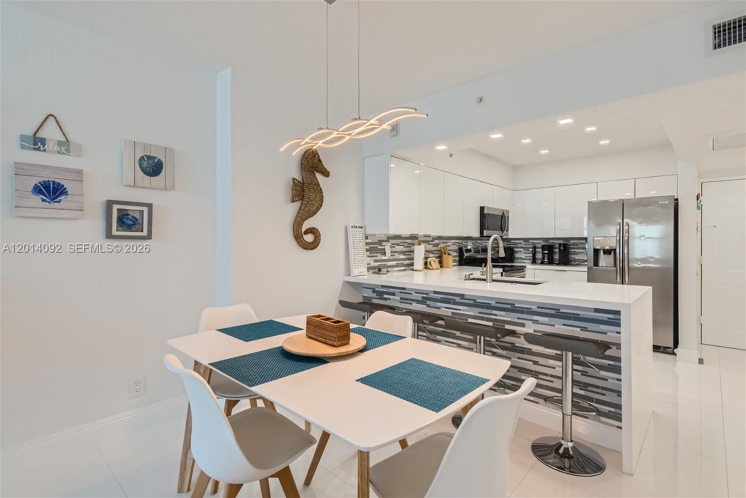2501 S Ocean Dr # 1103 — Photo 4