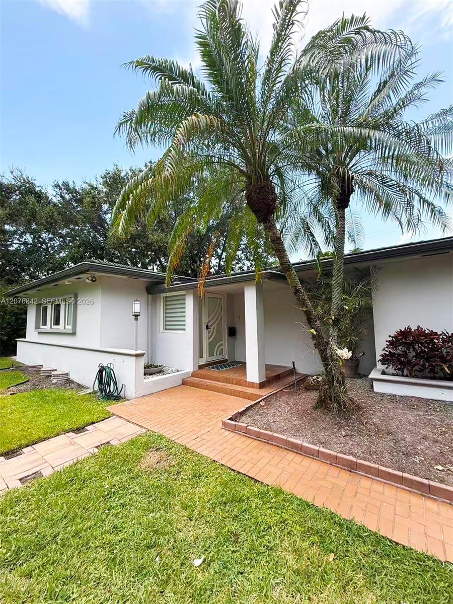 1520 Miller Rd — Photo 2