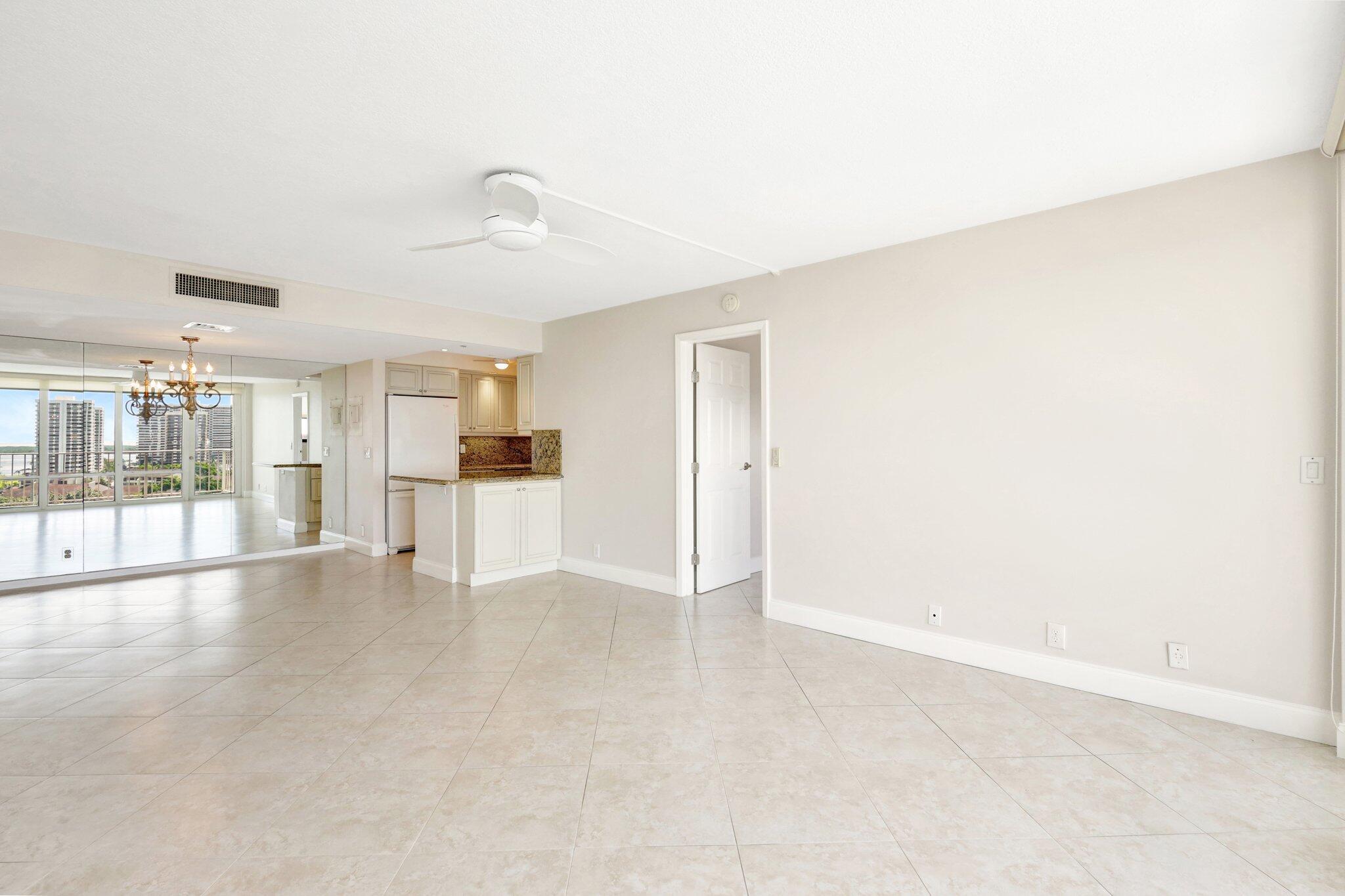 336 Golfview Road — Photo 4
