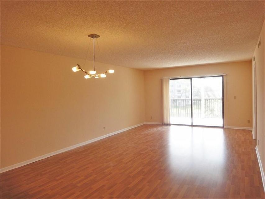 2213 Cypress Island Drive # 308 — Photo 2