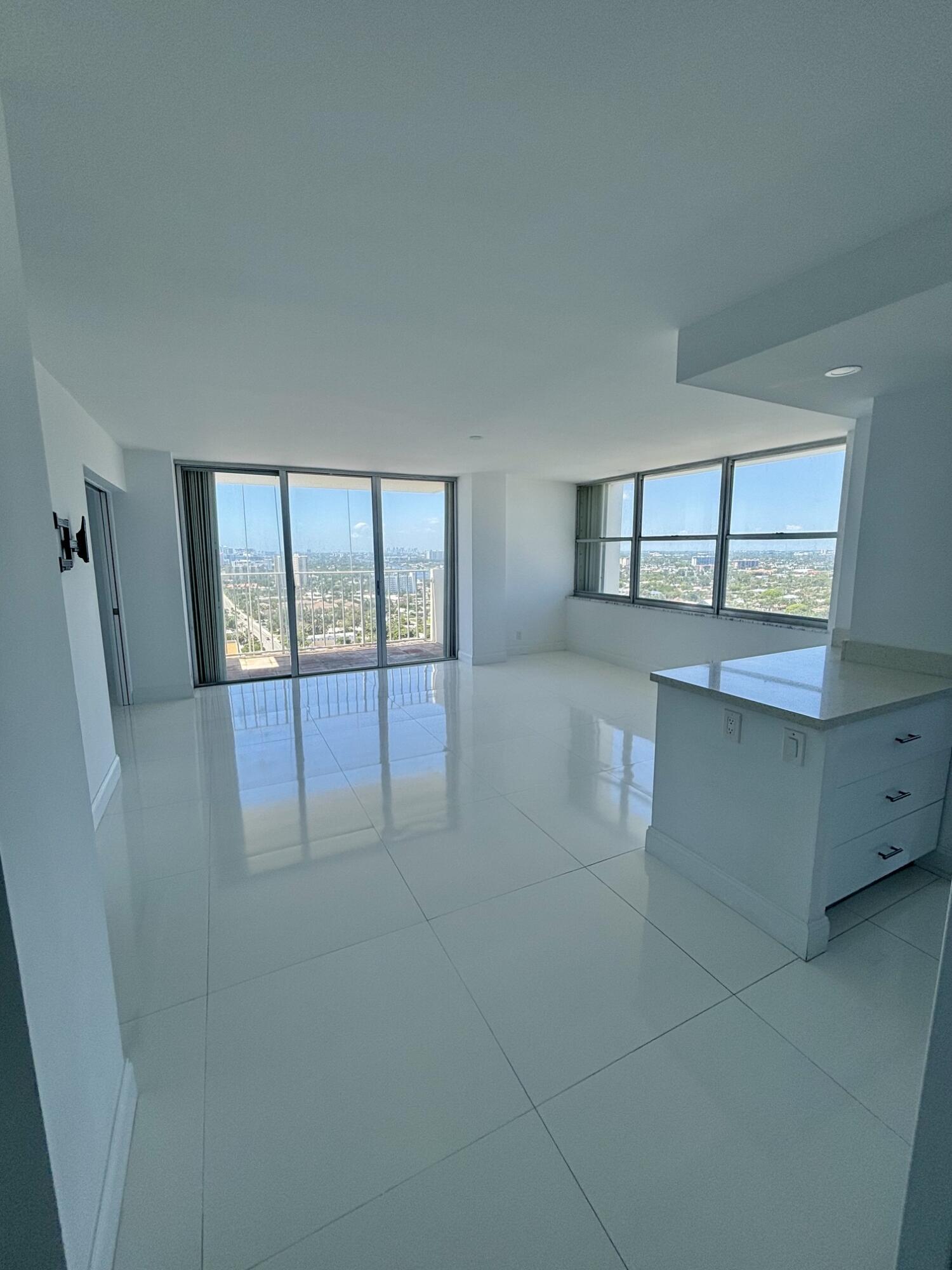 111 Briny Avenue # 14, Pompano Beach FL 33062