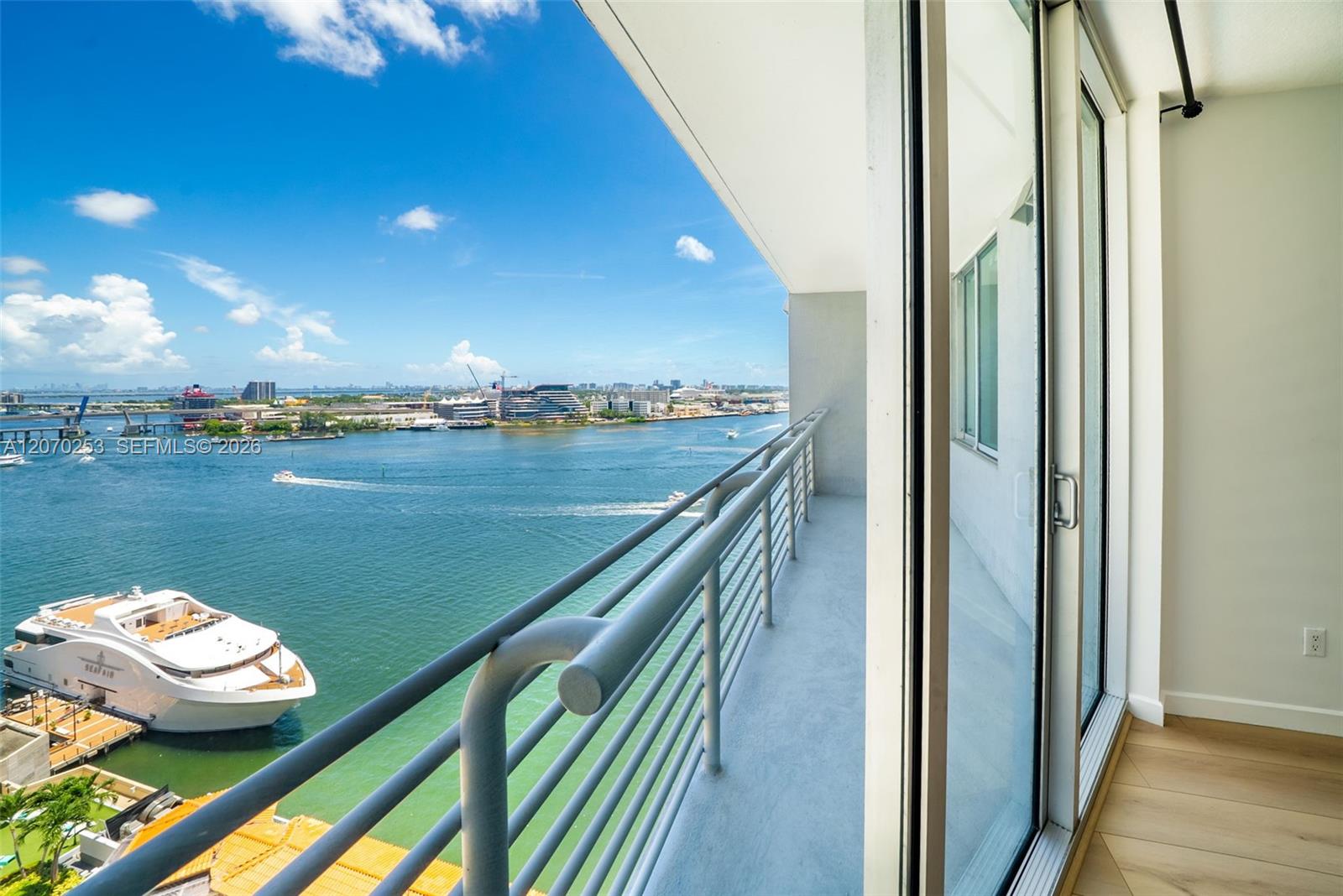 335 S Biscayne Blvd # 1910 View 1