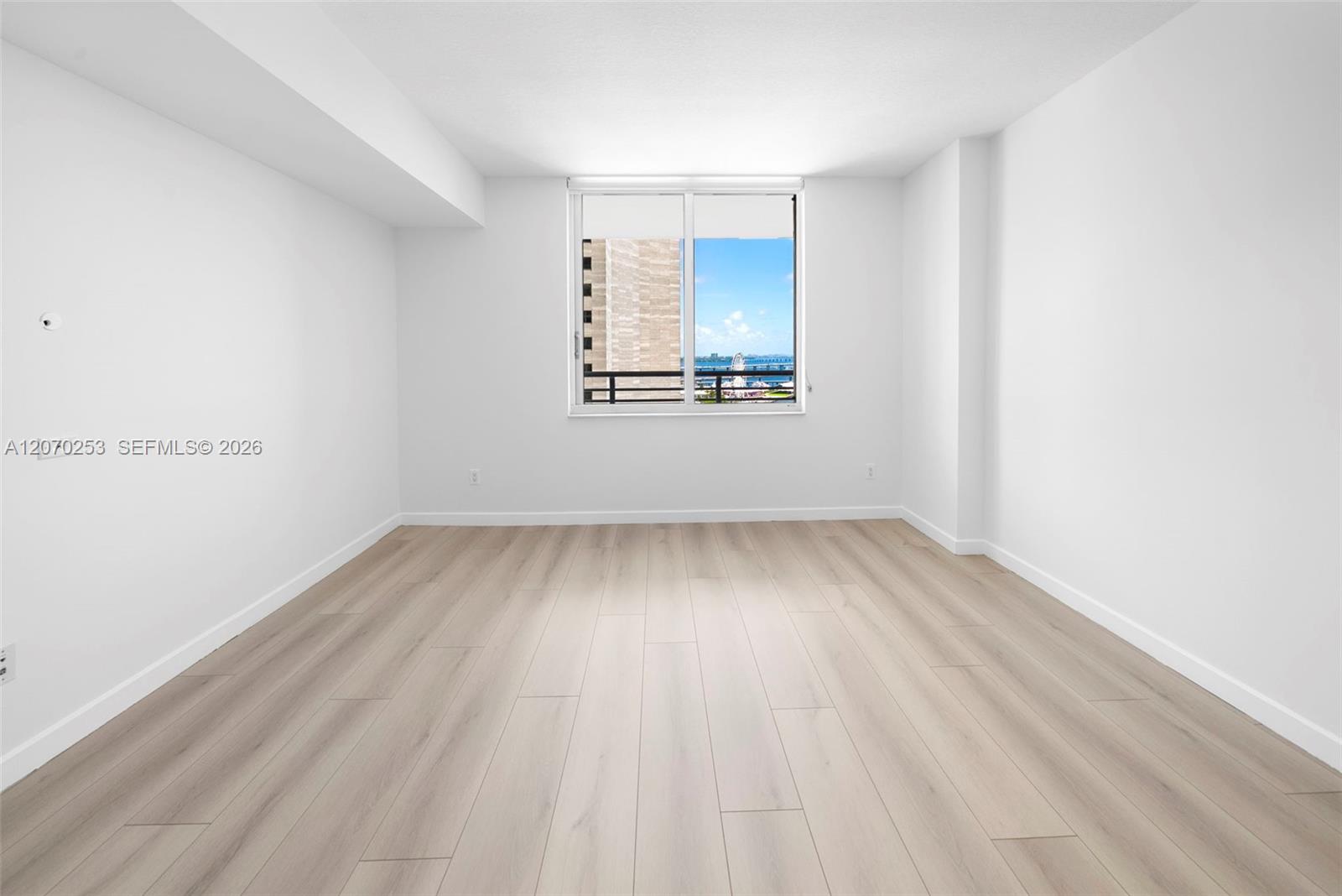 335 S Biscayne Blvd # 1910 View 15